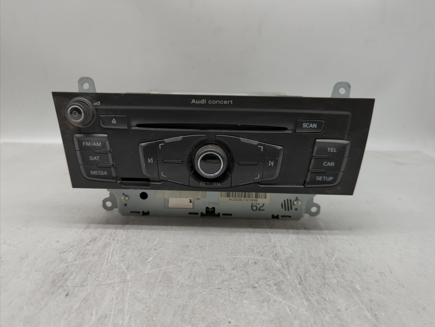 2010-2012 Audi A4 Am Fm Cd Player Radio Receiver - Oemusedautoparts1.com