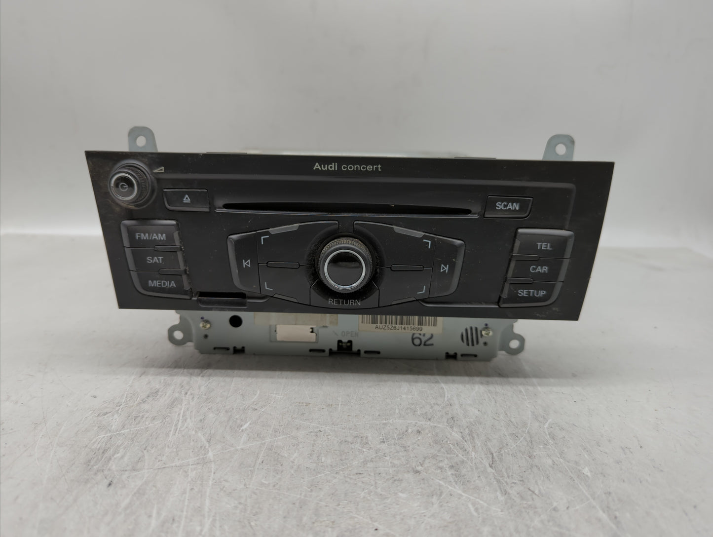 2010-2012 Audi A4 Am Fm Cd Player Radio Receiver - Oemusedautoparts1.com