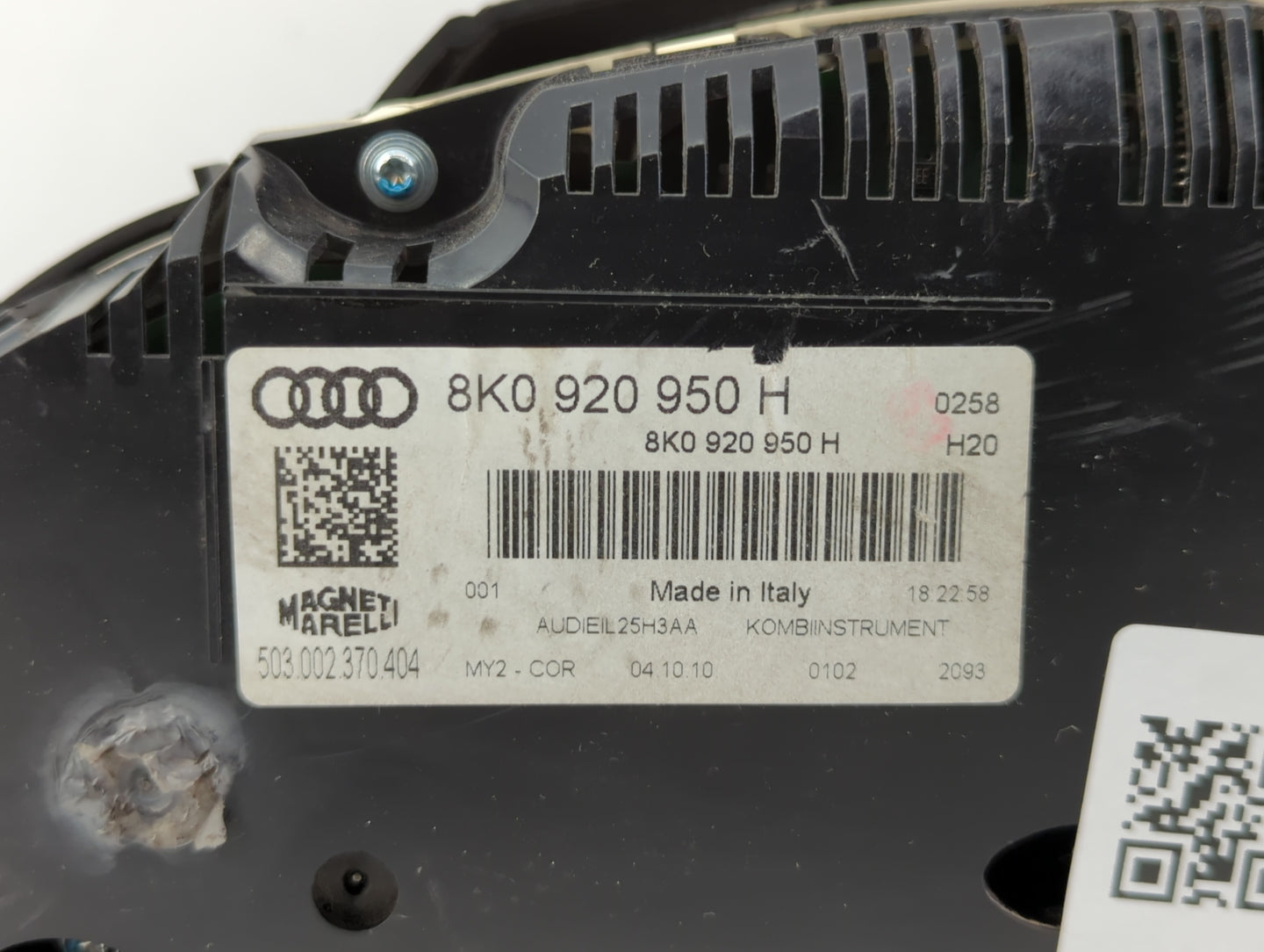 2010-2012 Audi A4 Instrument Cluster Speedometer Gauges P/N:8K0920950E 8K0 920 950 E, 8K0920950H Fits Fits 2010 2011 2012 OE