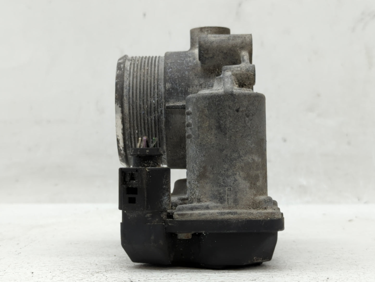 2005-2016 Audi A4 Throttle Body P/N:06F 133 062 G 06F 133 062 Q Fits OEM Used Auto Parts - Oemusedautoparts1.com