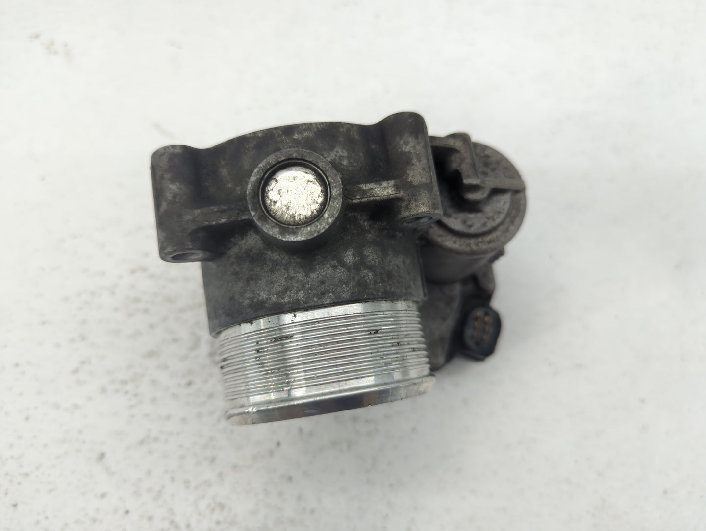 2005-2016 Audi A4 Throttle Body P/N:06F 133 062 T 06F 133 062 Q Fits OEM Used Auto Parts - Oemusedautoparts1.com