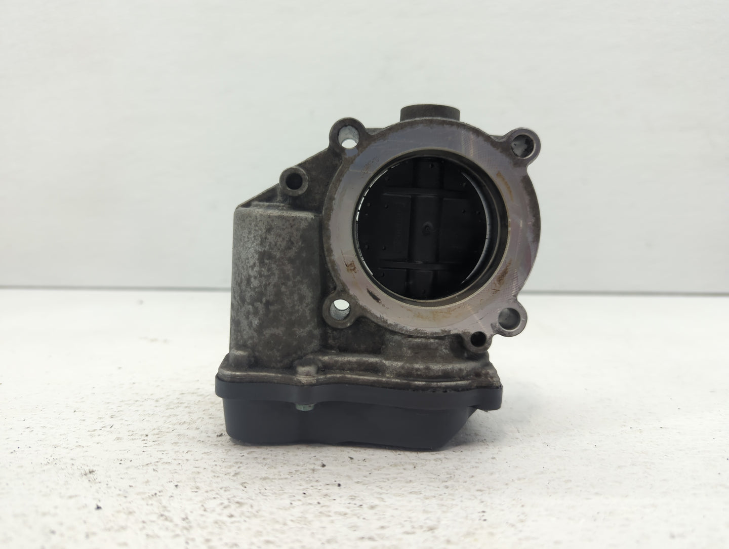 2005-2016 Audi A4 Throttle Body P/N:06F 133 062 T 06F 133 062 Q Fits OEM Used Auto Parts - Oemusedautoparts1.com