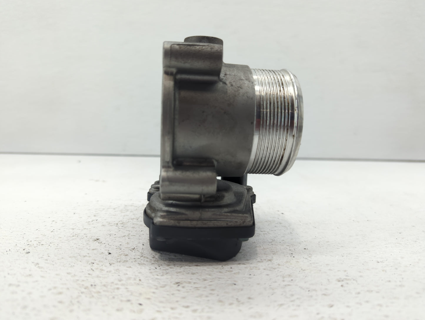2005-2016 Audi A4 Throttle Body P/N:06F 133 062 T 06F 133 062 Q Fits OEM Used Auto Parts - Oemusedautoparts1.com