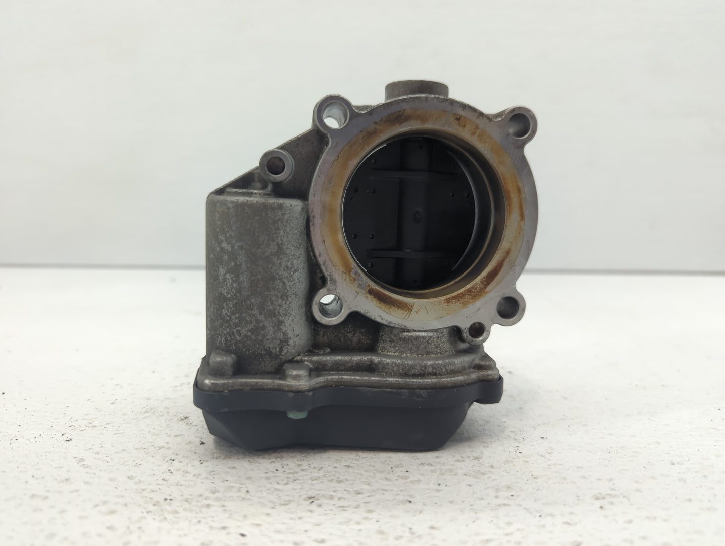 2005-2016 Audi A4 Throttle Body P/N:06F 133 062 T 06F 133 062 Q Fits OEM Used Auto Parts - Oemusedautoparts1.com