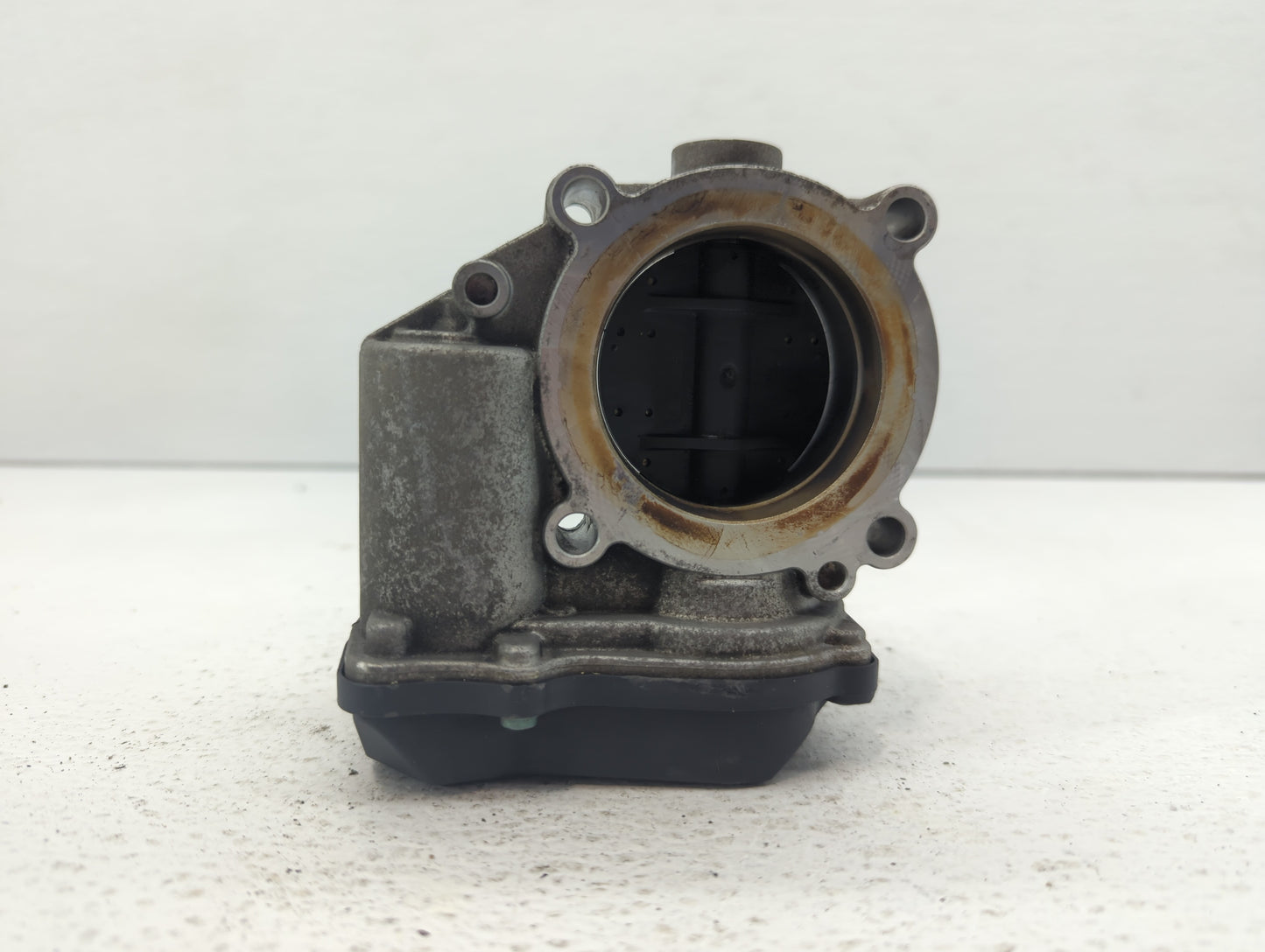 2005-2016 Audi A4 Throttle Body P/N:06F 133 062 T 06F 133 062 Q Fits OEM Used Auto Parts - Oemusedautoparts1.com