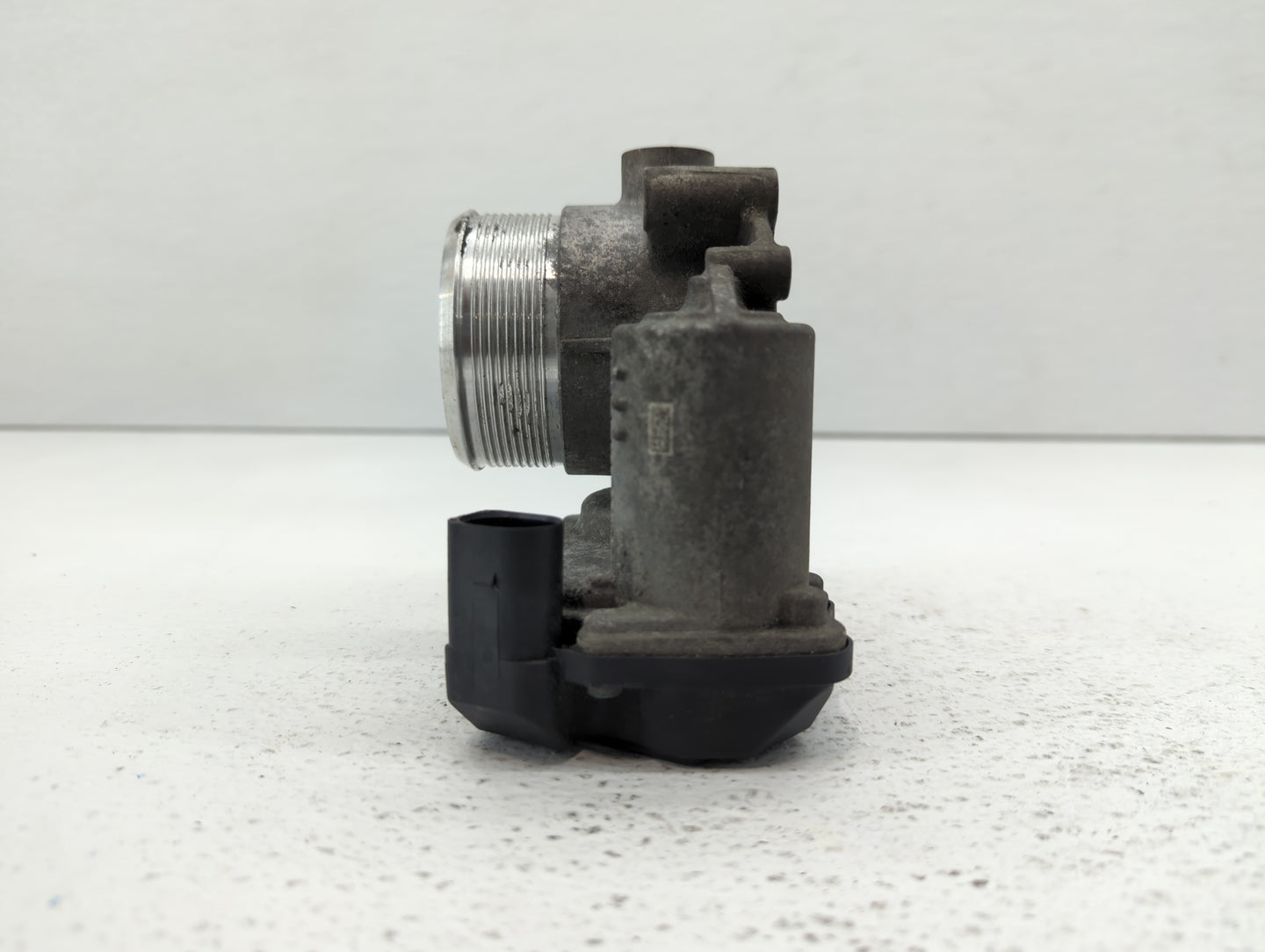 2005-2016 Audi A4 Throttle Body P/N:06F 133 062 T 06F 133 062 Q Fits OEM Used Auto Parts - Oemusedautoparts1.com
