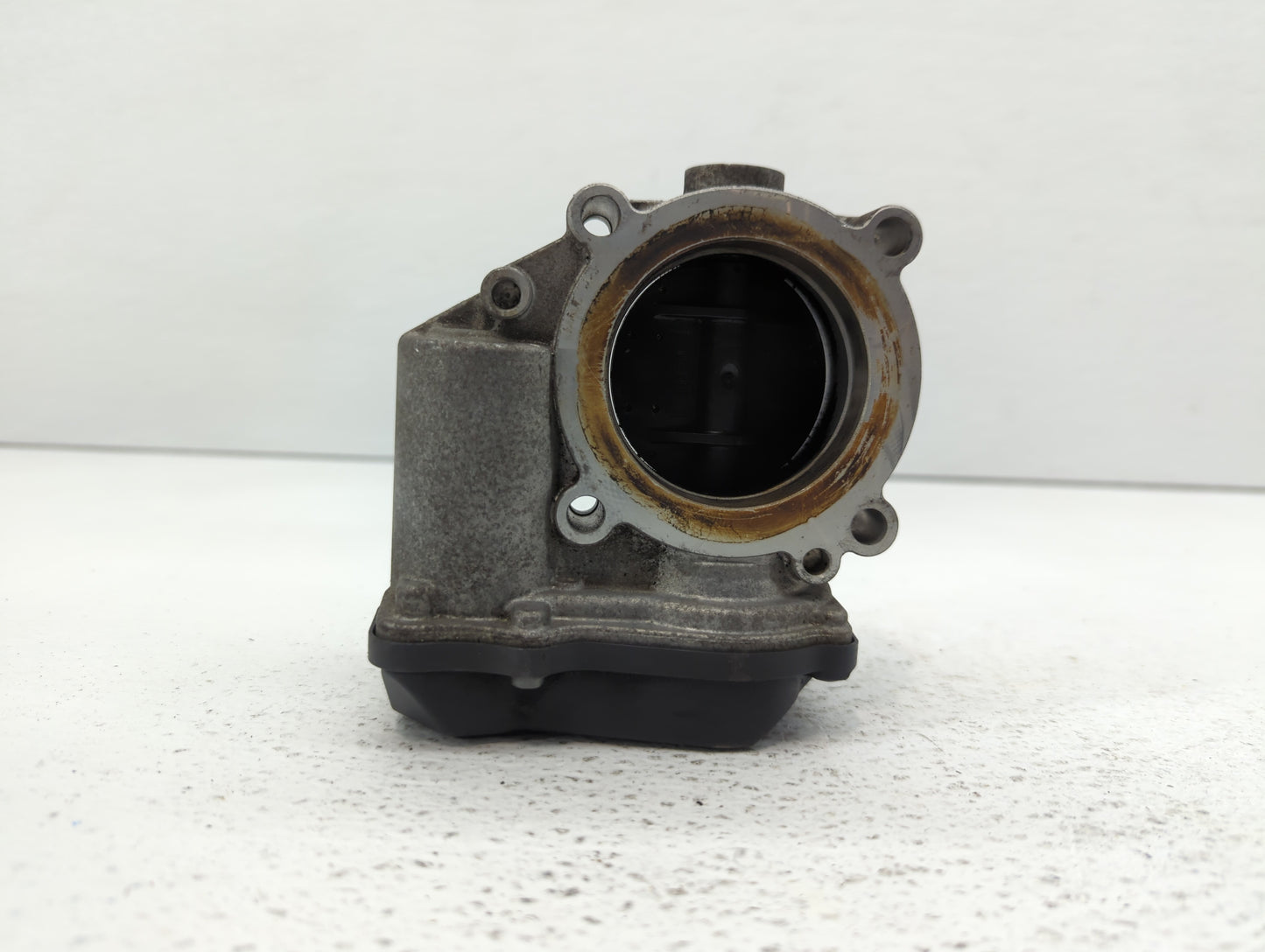 2005-2016 Audi A4 Throttle Body P/N:06F 133 062 T 06F 133 062 Q Fits OEM Used Auto Parts - Oemusedautoparts1.com