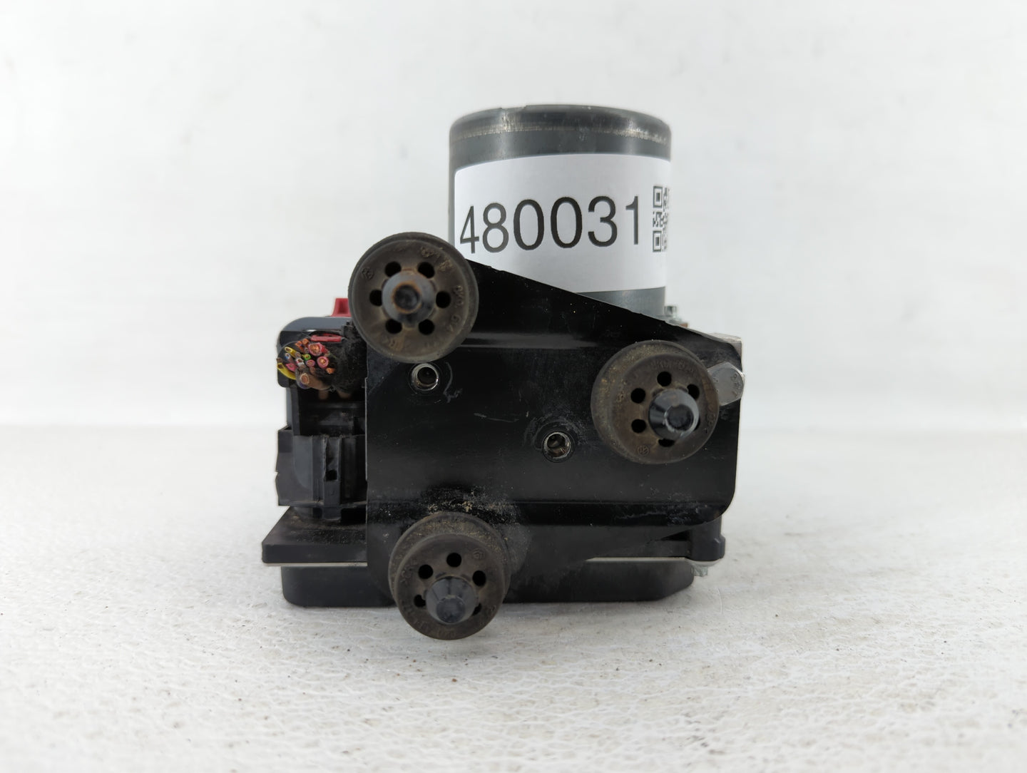 2011-2012 Audi A4 ABS Pump Control Module Replacement P/N:8K0 614 517 EJ Fits Fits 2011 2012 OEM Used Auto Parts - Oemusedau