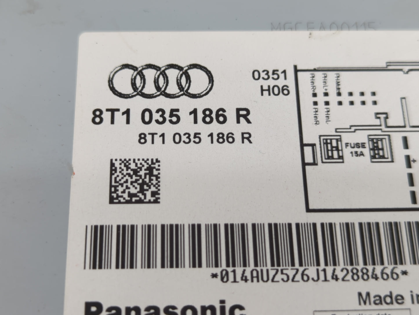 2010-2012 Audi A4 Am Fm Cd Player Radio Receiver - Oemusedautoparts1.com