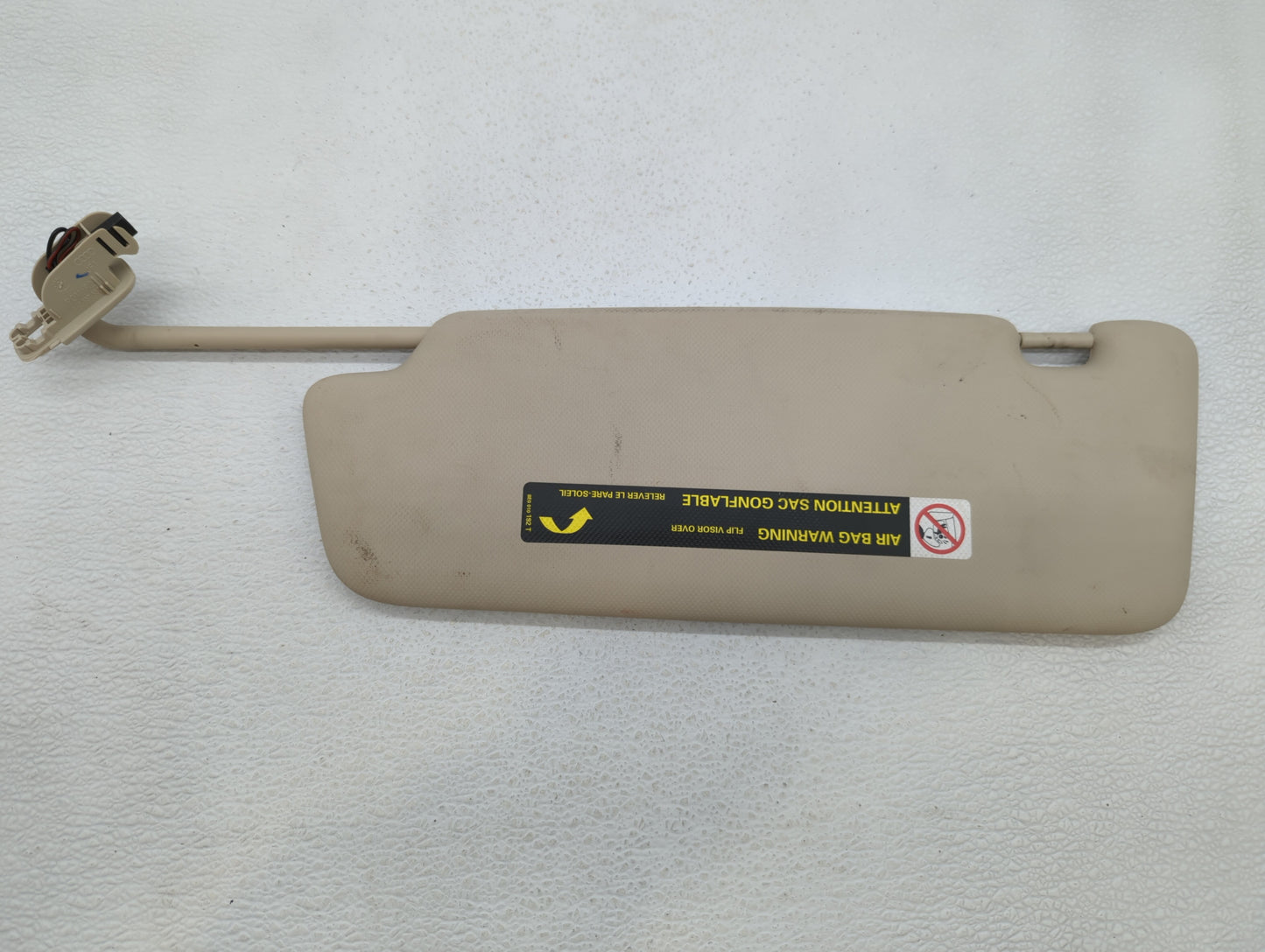 2009-2012 Audi A4 Sun Visor Shade Replacement Passenger Right Mirror Fits Fits 2009 2010 2011 2012 OEM Used Auto Parts - Oem