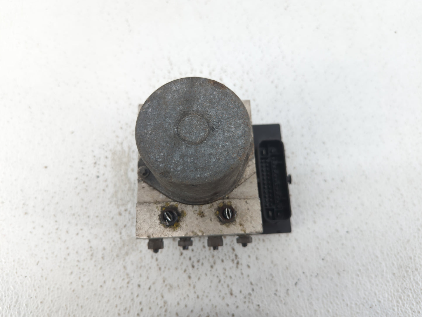 2011-2012 Audi A4 ABS Pump Control Module Replacement P/N:8K0 614 517 EJ Fits Fits 2011 2012 OEM Used Auto Parts - Oemusedau