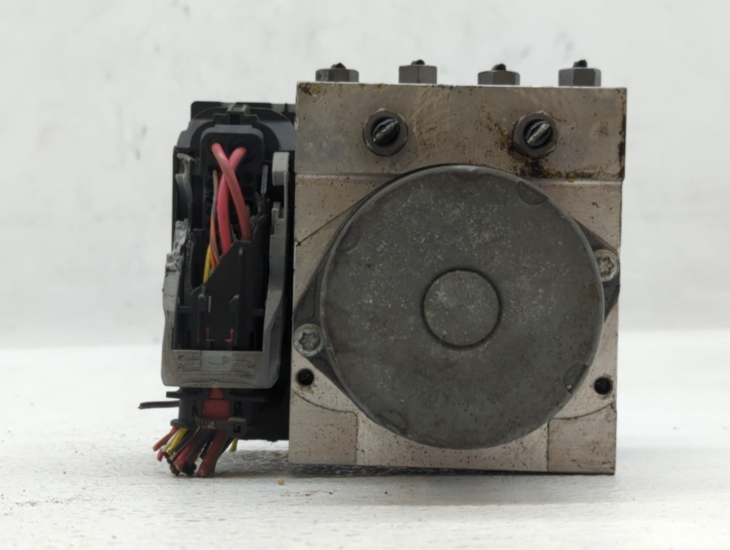 2010-2012 Audi A4 ABS Pump Control Module Replacement P/N:8K0 614 517 Fits Fits 2010 2011 2012 OEM Used Auto Parts - Oemused