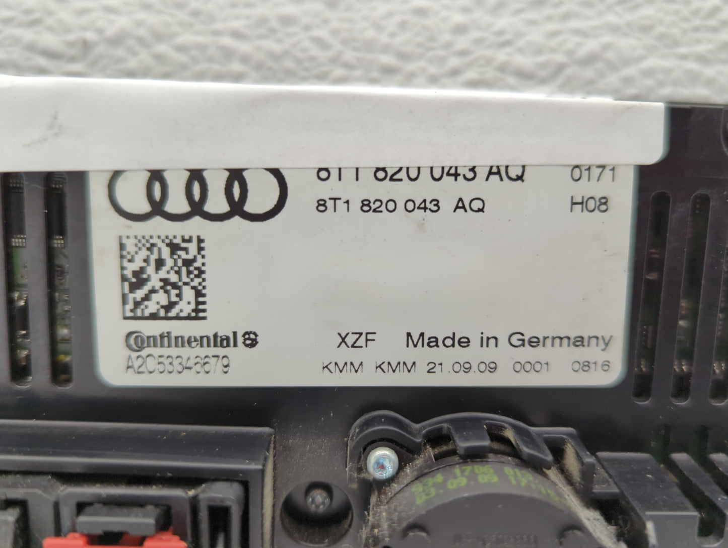 2009-2012 Audi A4 Climate Control Module Temperature AC/Heater Replacement P/N:8T1 820 043 AQ Fits OEM Used Auto Parts - Oem