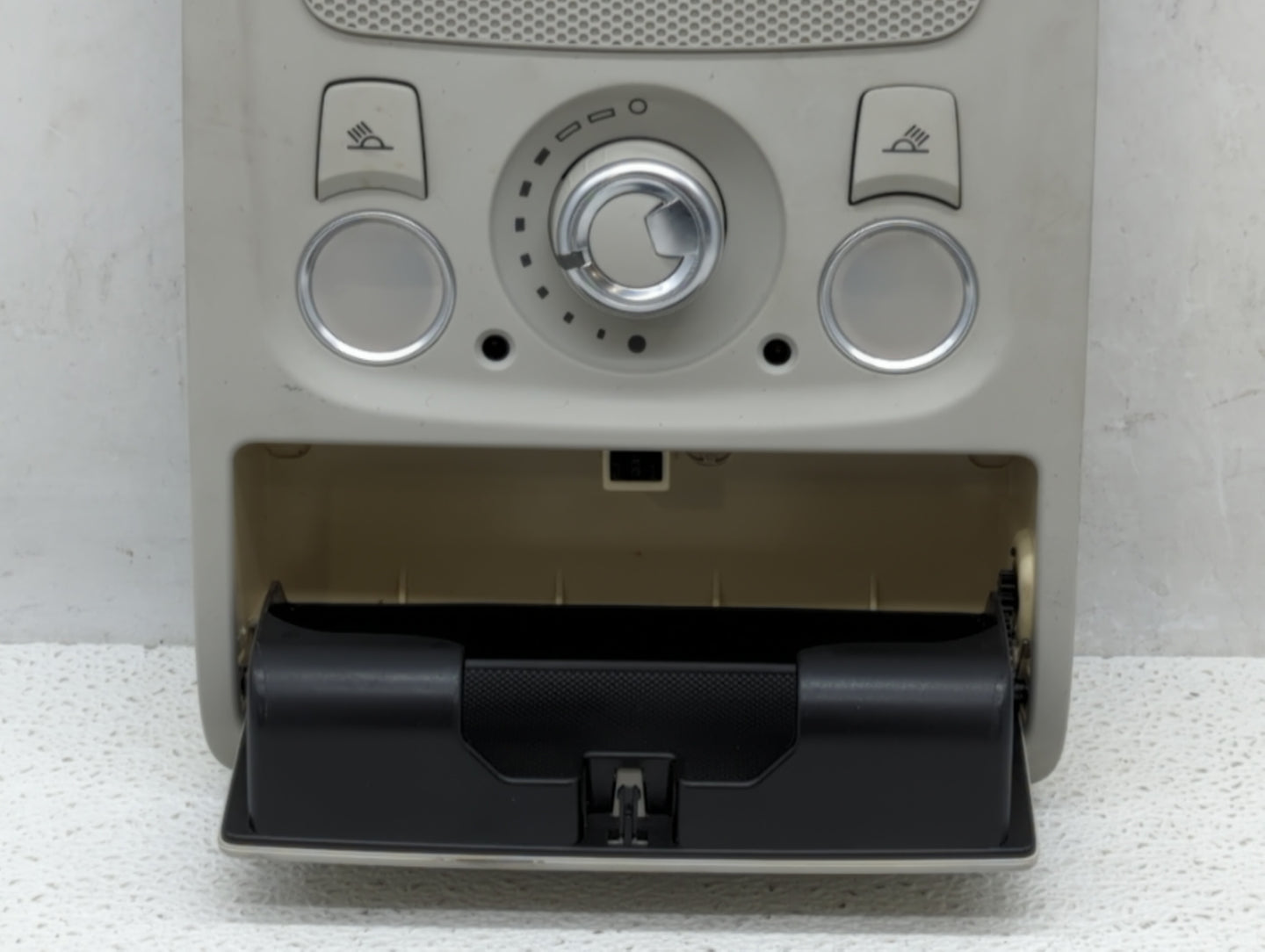 2011 Audi A4 Overhead Roof Console - Oemusedautoparts1.com