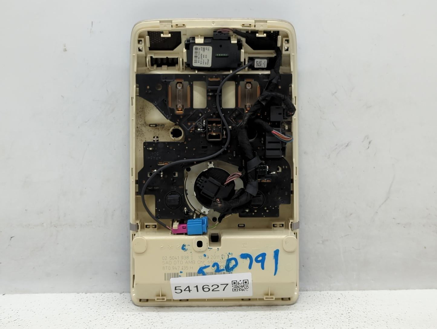 2011 Audi A4 Overhead Roof Console - Oemusedautoparts1.com