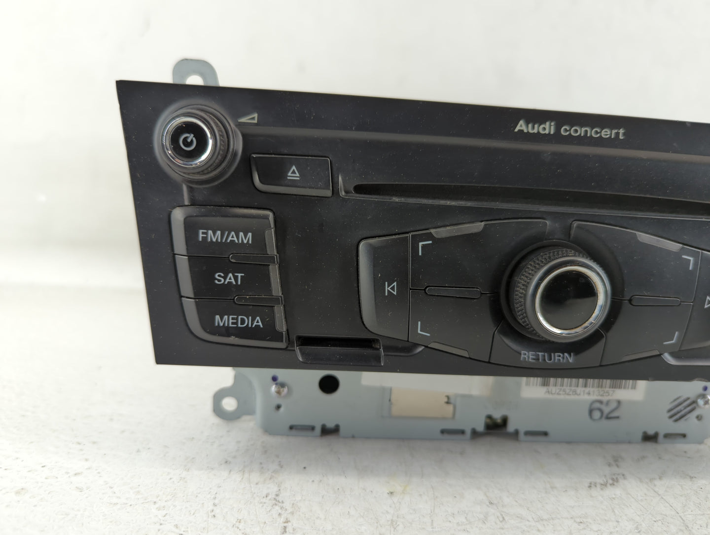 2011-2011 Audi A4 Am Fm Cd Player Radio Receiver - Oemusedautoparts1.com
