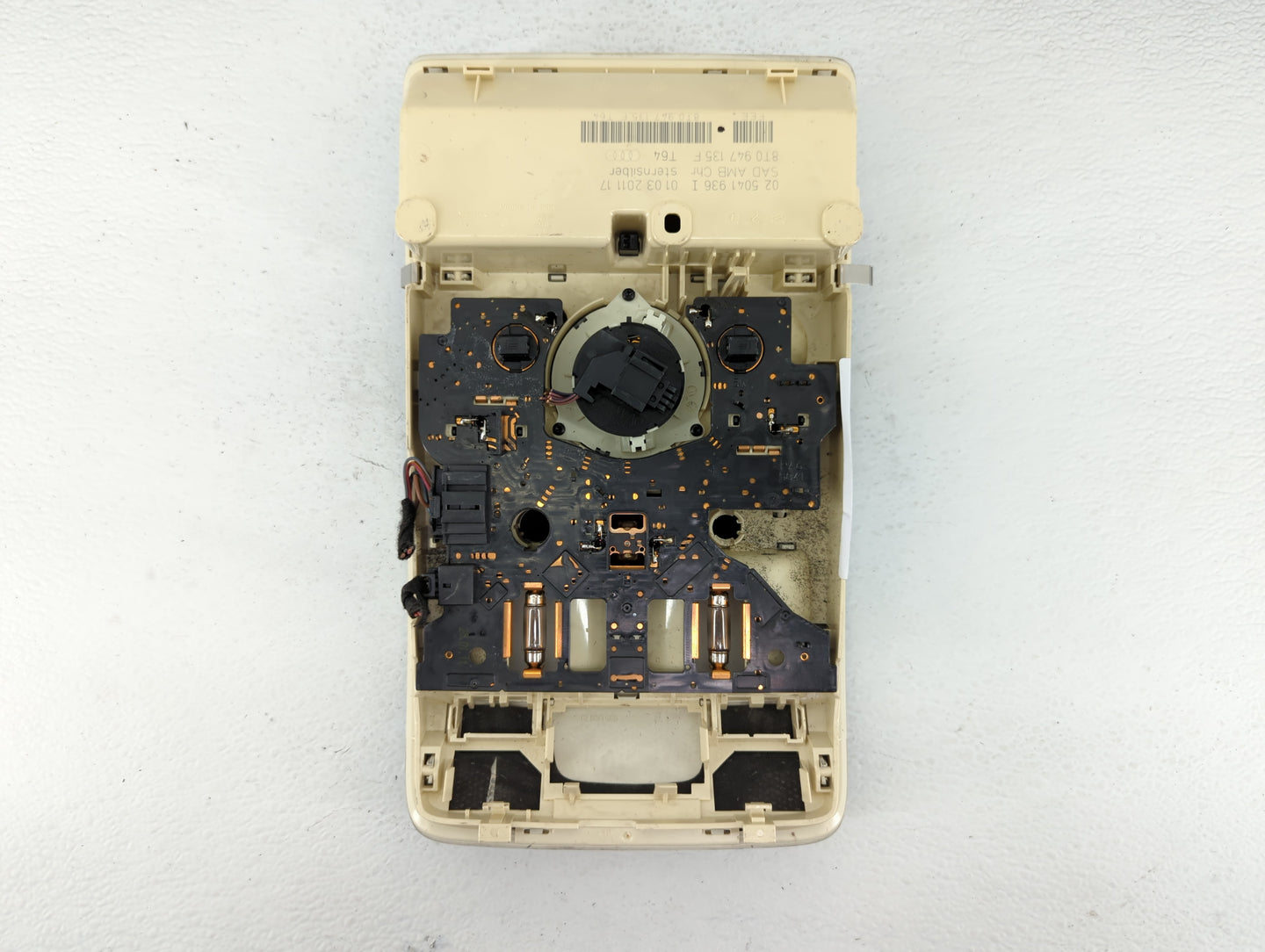 2011 Audi A4 Overhead Roof Console - Oemusedautoparts1.com