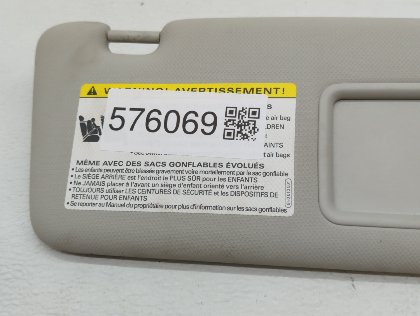 2009-2012 Audi A4 Sun Visor Shade Replacement Passenger Right Mirror Fits Fits 2009 2010 2011 2012 OEM Used Auto Parts - Oem