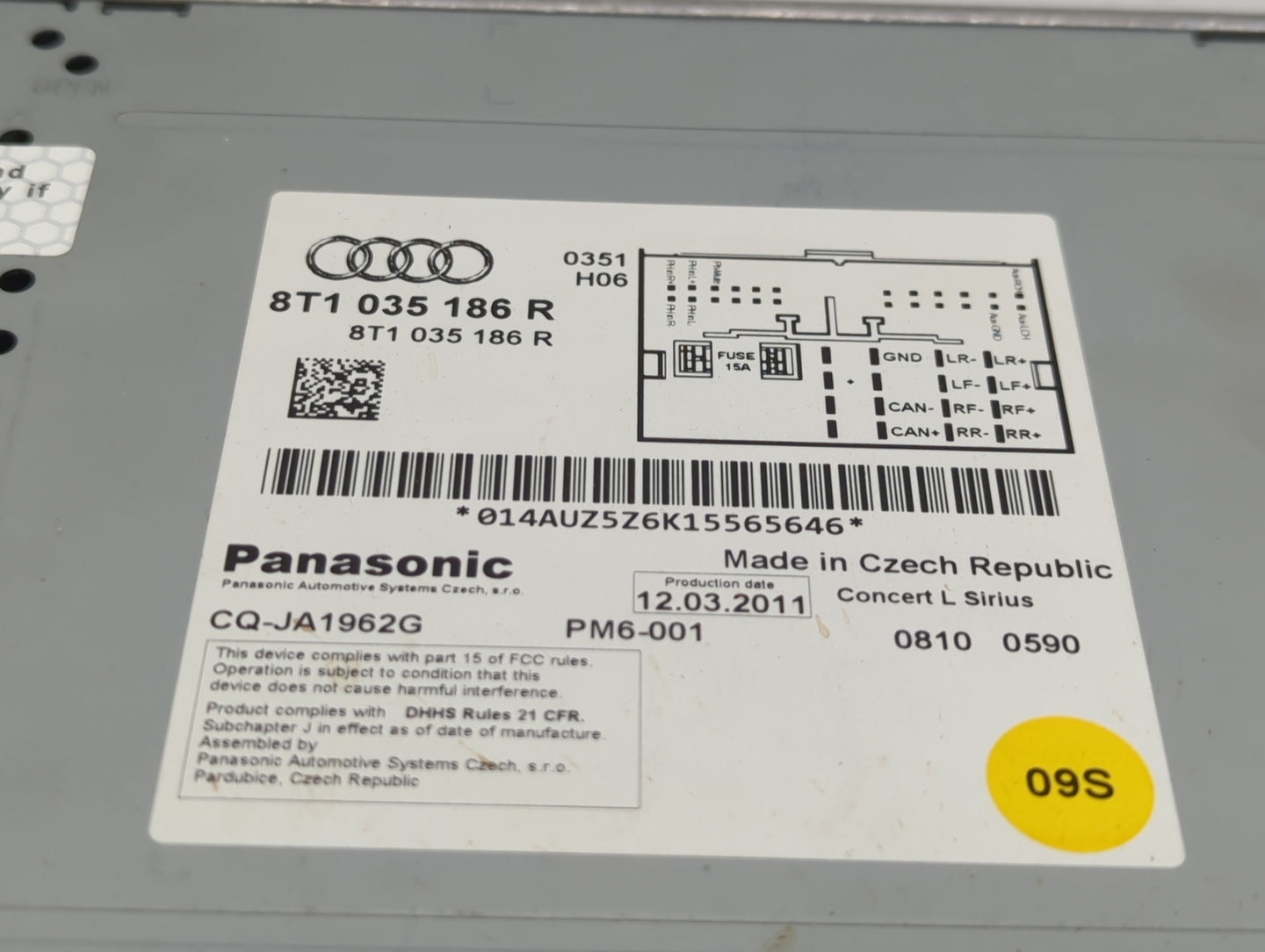 2010-2012 Audi A4 Am Fm Cd Player Radio Receiver - Oemusedautoparts1.com