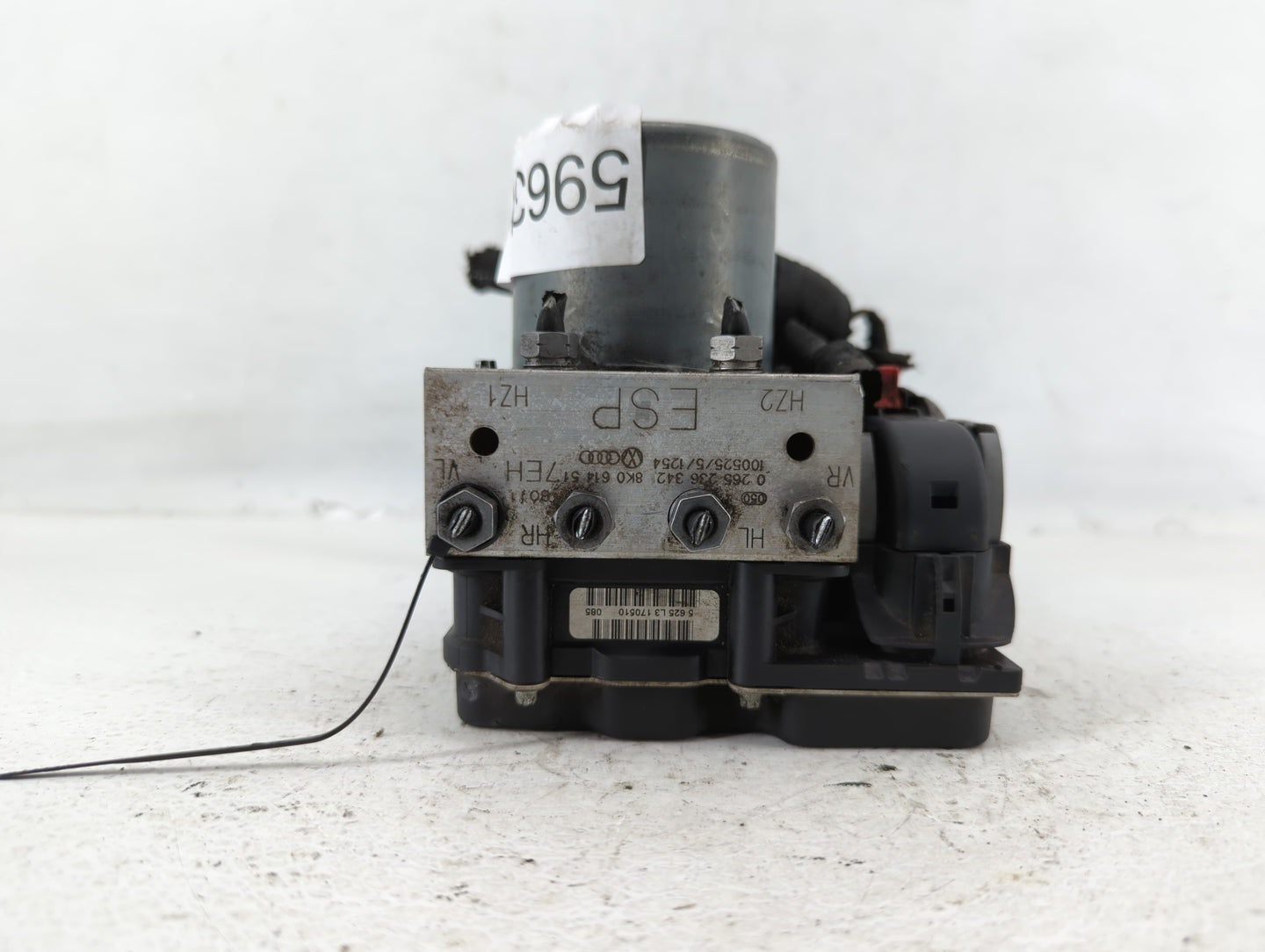 2011-2012 Audi A4 ABS Pump Control Module Replacement P/N:8K0 614 517 EH Fits Fits 2011 2012 OEM Used Auto Parts - Oemusedau