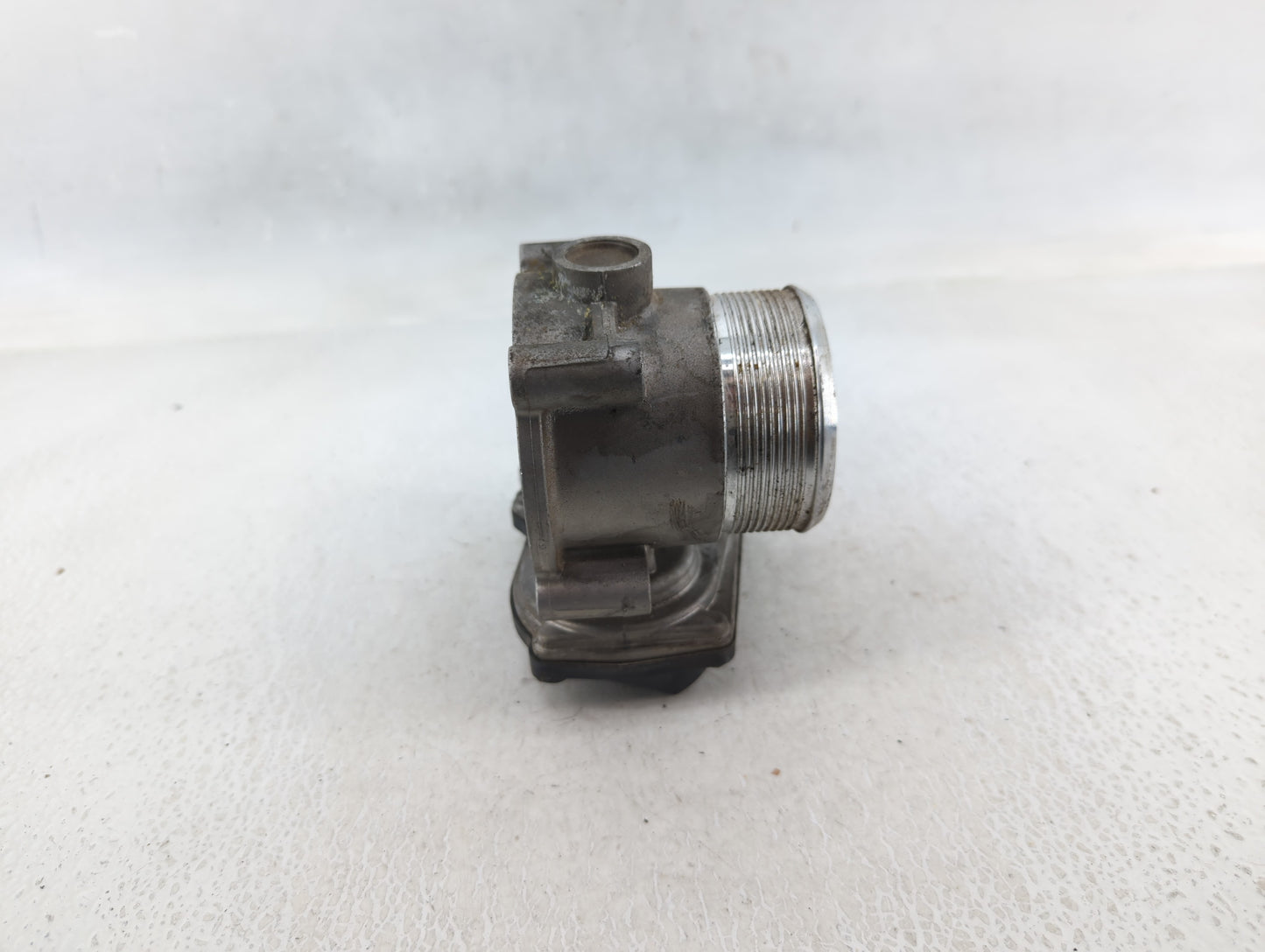 2005-2016 Audi A4 Throttle Body P/N:06F 133 062 J Fits OEM Used Auto Parts - Oemusedautoparts1.com