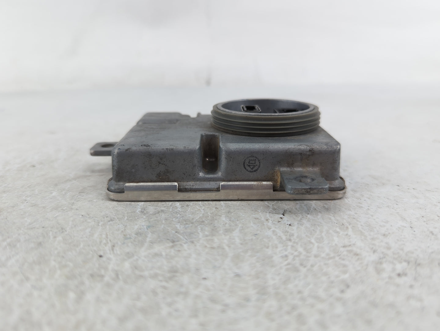 2009-2012 Audi A4 Headlight Ballast Head Light - Oemusedautoparts1.com