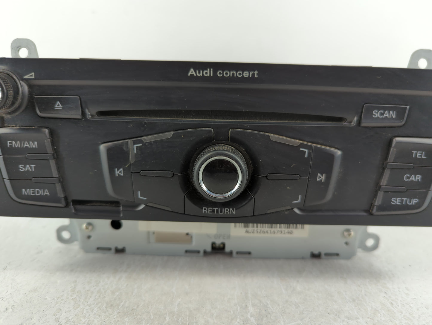 2010-2012 Audi A4 Am Fm Cd Player Radio Receiver - Oemusedautoparts1.com