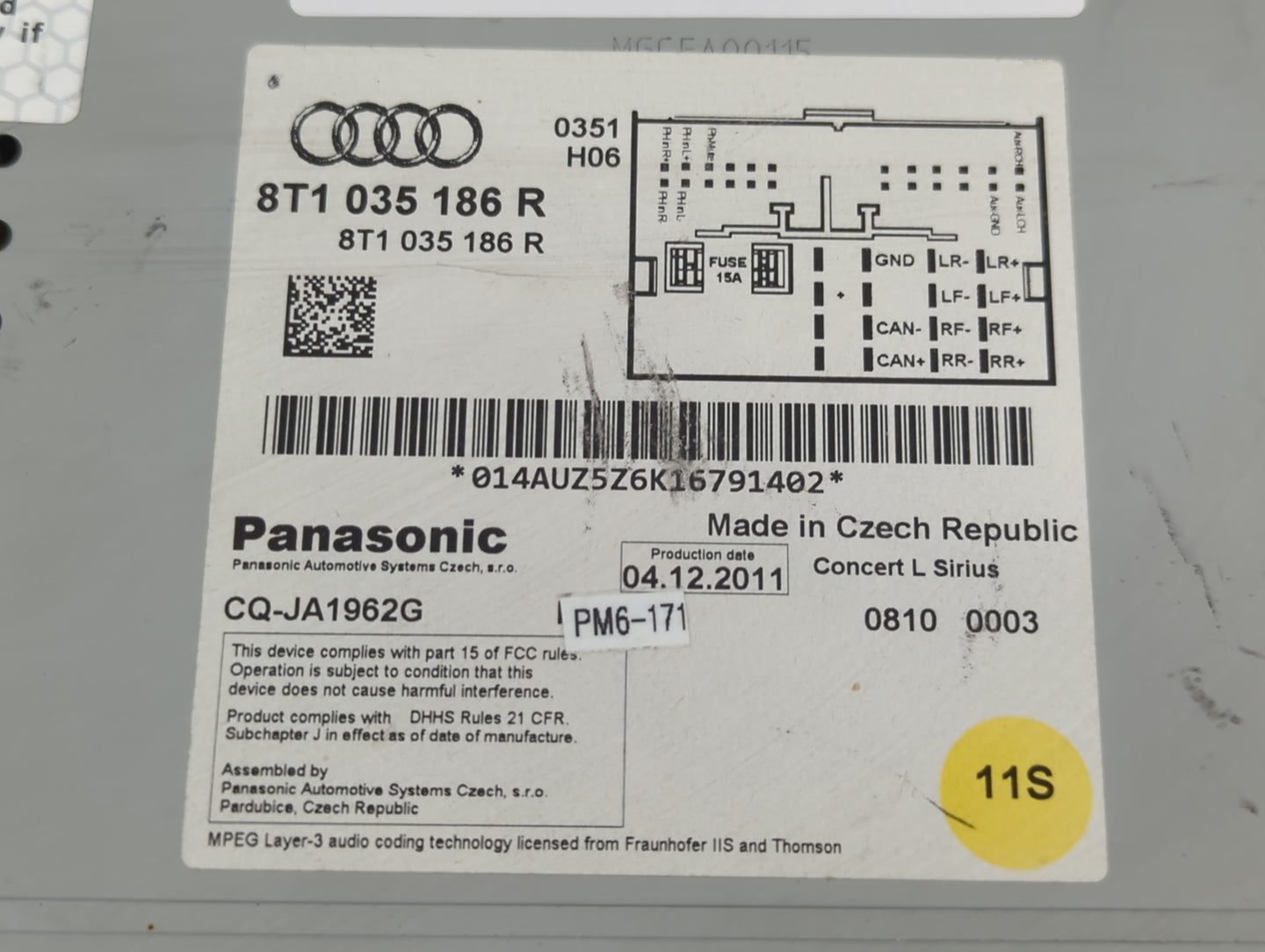 2010-2012 Audi A4 Am Fm Cd Player Radio Receiver - Oemusedautoparts1.com