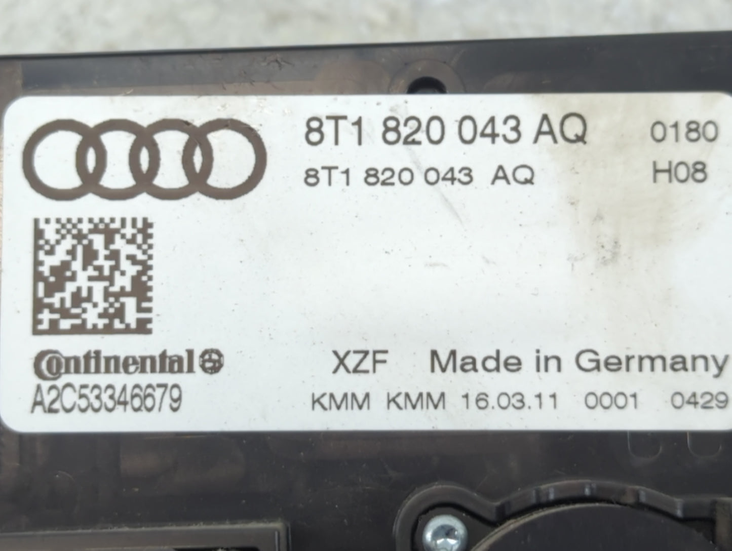 2009-2012 Audi A4 Climate Control Module Temperature AC/Heater Replacement P/N:8T1 820 043 AQ Fits OEM Used Auto Parts - Oem