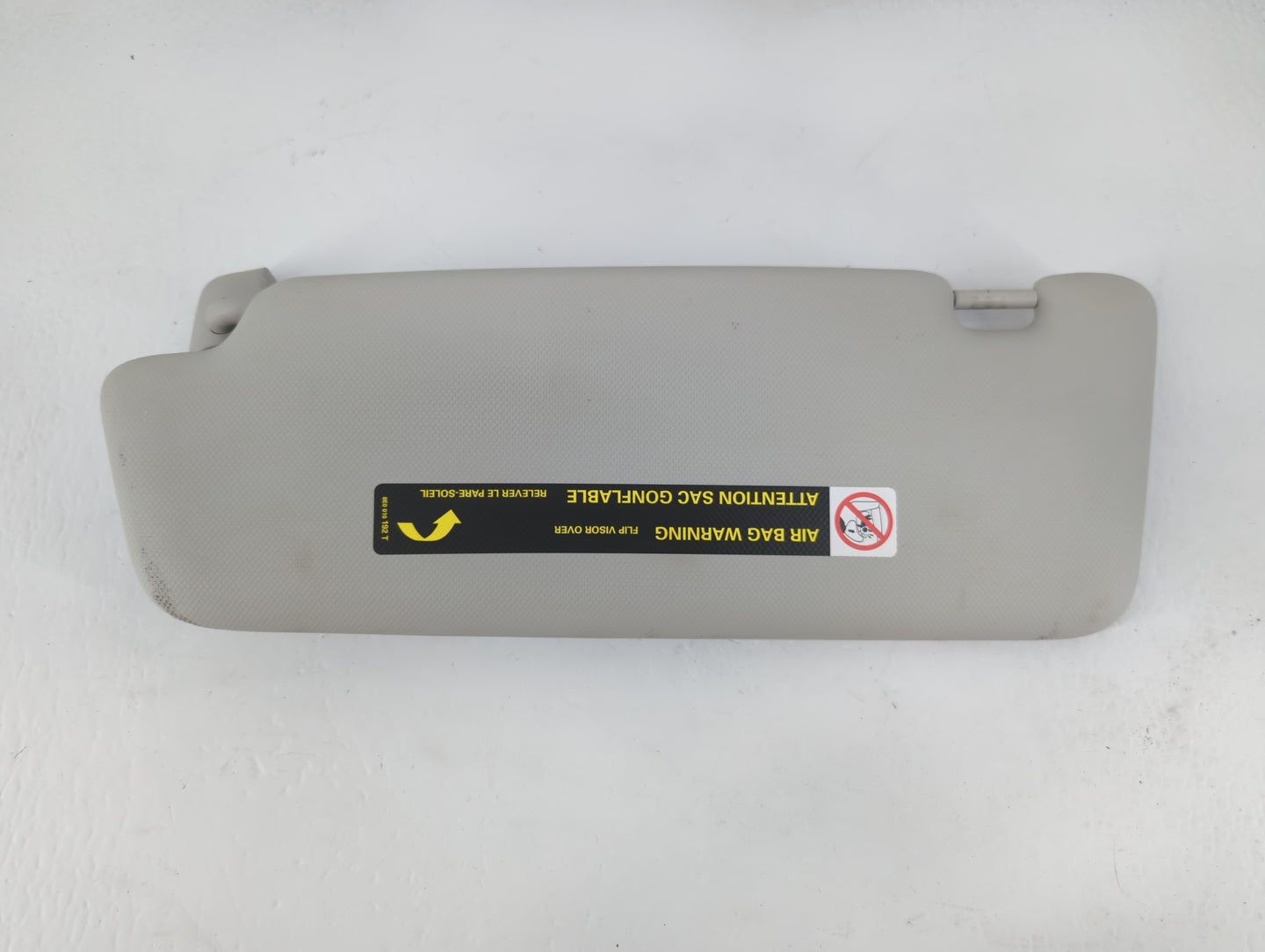 2009-2012 Audi A4 Sun Visor Shade Replacement Passenger Right Mirror Fits Fits 2009 2010 2011 2012 OEM Used Auto Parts - Oem