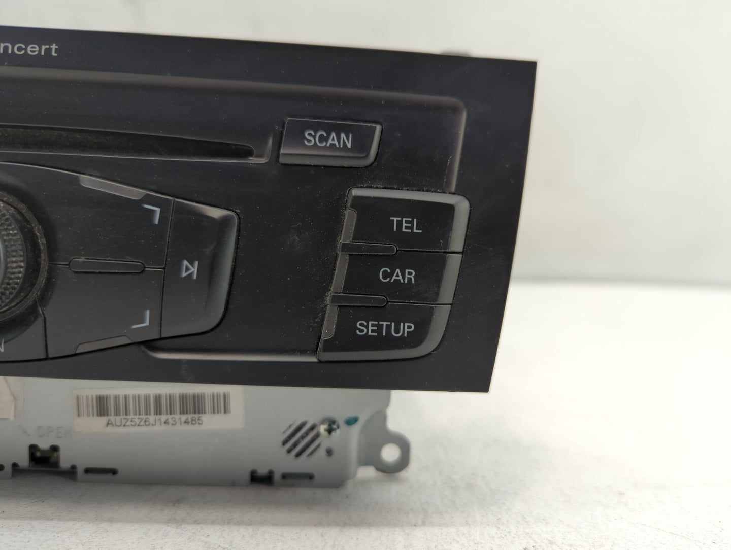 2011-2011 Audi A4 Am Fm Cd Player Radio Receiver - Oemusedautoparts1.com