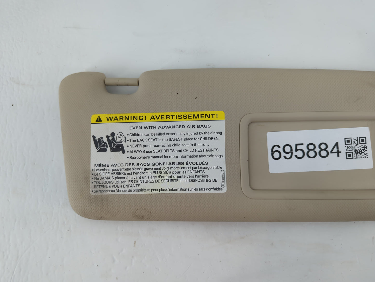 2009-2012 Audi A4 Sun Visor Shade Replacement Passenger Right Mirror Fits Fits 2009 2010 2011 2012 OEM Used Auto Parts - Oem