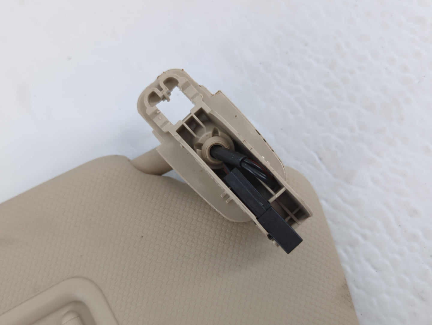 2009-2012 Audi A4 Sun Visor Shade Replacement Passenger Right Mirror Fits Fits 2009 2010 2011 2012 OEM Used Auto Parts - Oem