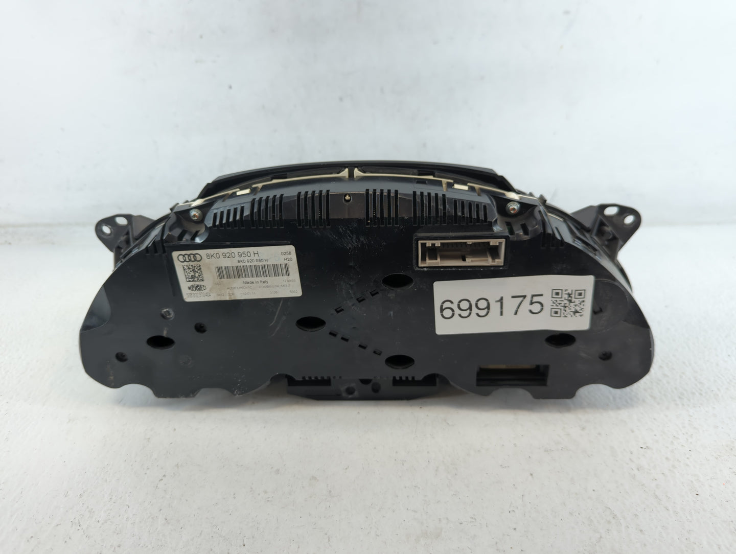 2010-2012 Audi A4 Instrument Cluster Speedometer Gauges P/N:8K0 920 950 H Fits Fits 2010 2011 2012 OEM Used Auto Parts - Oem