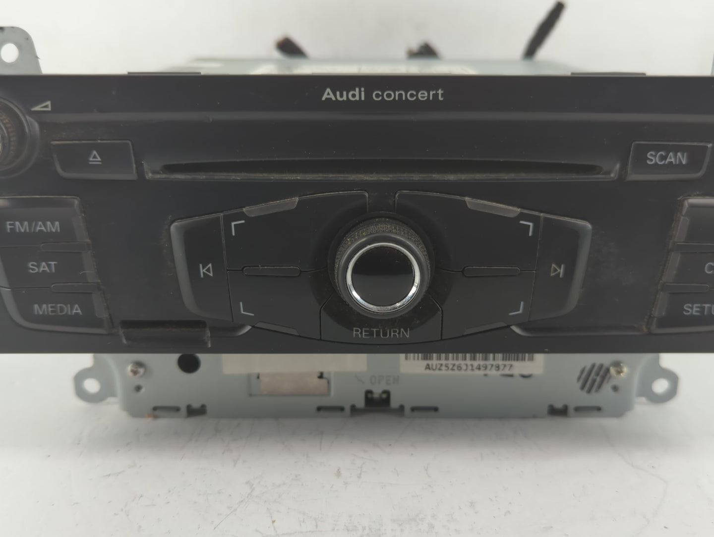 2010-2012 Audi A4 Radio AM FM Cd Player Receiver Replacement P/N:8T1 035 186 R Fits Fits 2010 2011 2012 2013 2014 2015 2016 