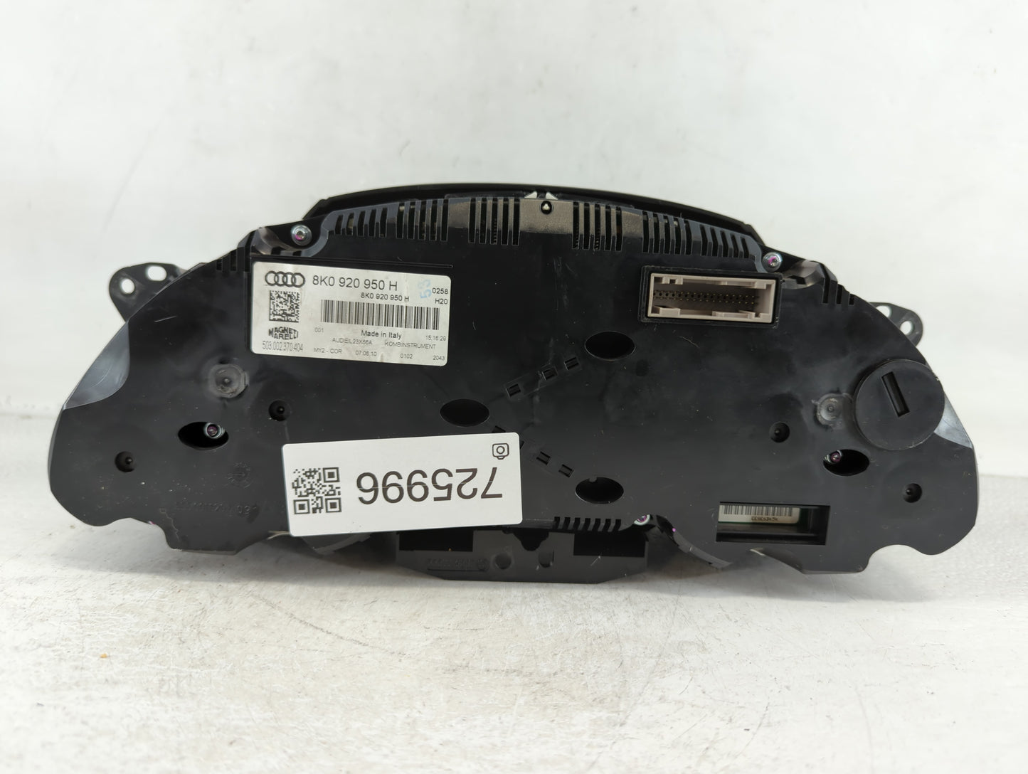 2010-2012 Audi A4 Instrument Cluster Speedometer Gauges P/N:8K0 920 950 H Fits Fits 2010 2011 2012 OEM Used Auto Parts - Oem