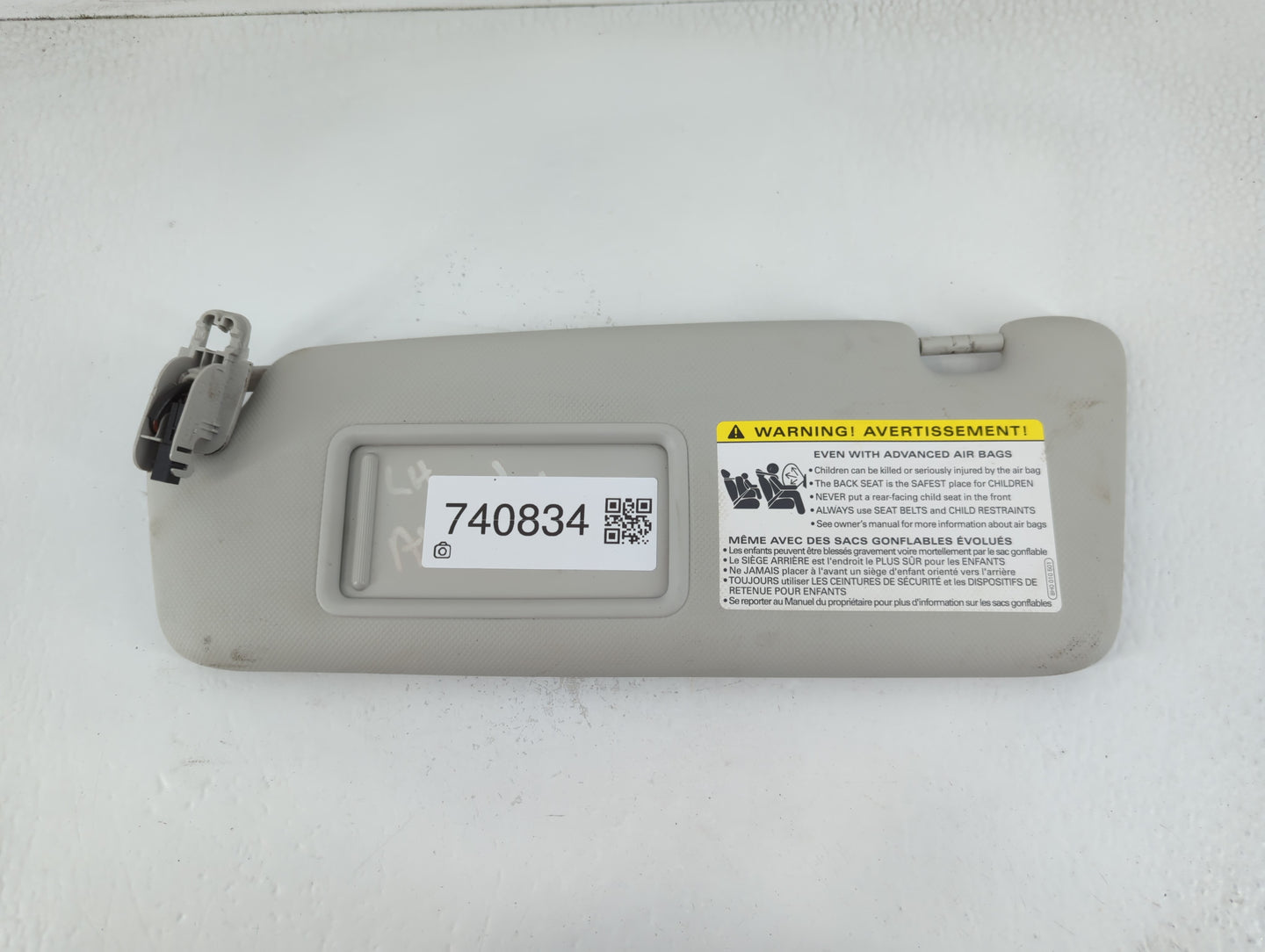 2009-2012 Audi A4 Sun Visor Shade Replacement Driver Left Mirror Fits Fits 2009 2010 2011 2012 OEM Used Auto Parts - Oemused