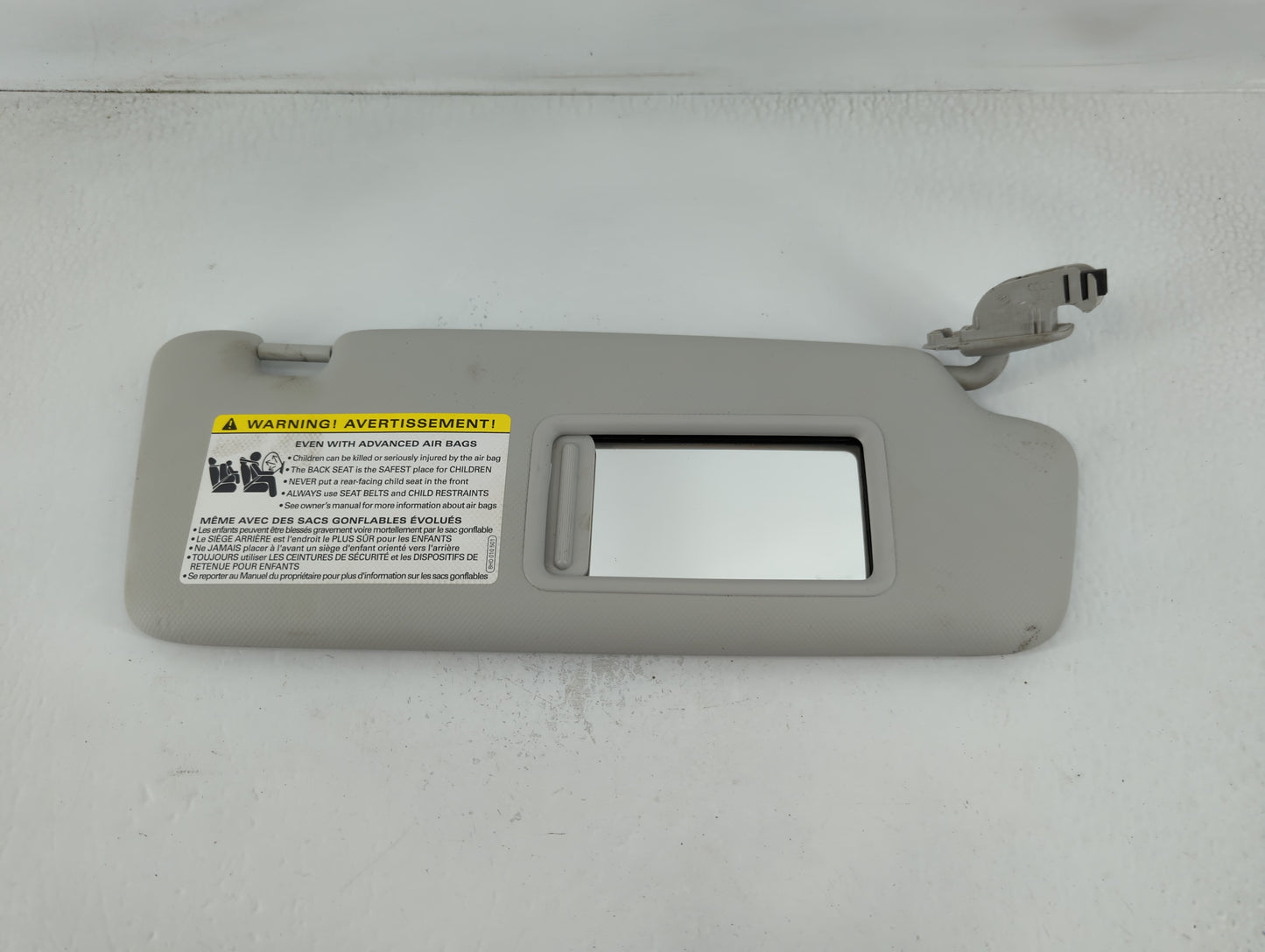 2009-2012 Audi A4 Sun Visor Shade Replacement Passenger Right Mirror Fits Fits 2009 2010 2011 2012 OEM Used Auto Parts - Oem
