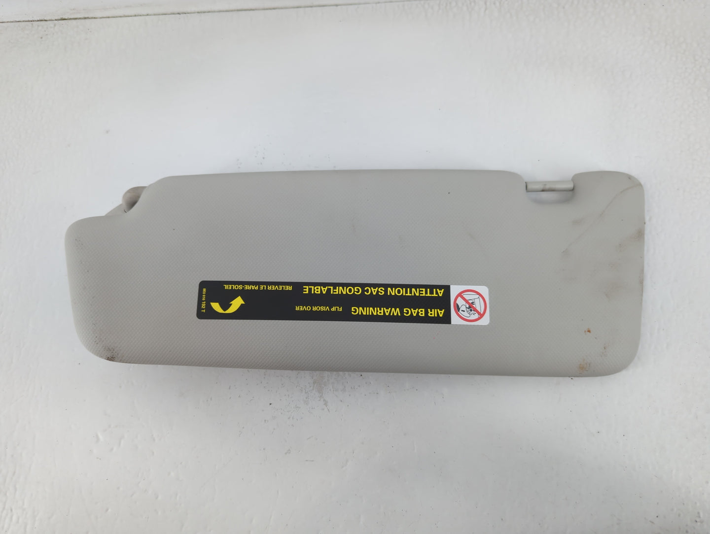 2009-2012 Audi A4 Sun Visor Shade Replacement Passenger Right Mirror Fits Fits 2009 2010 2011 2012 OEM Used Auto Parts - Oem