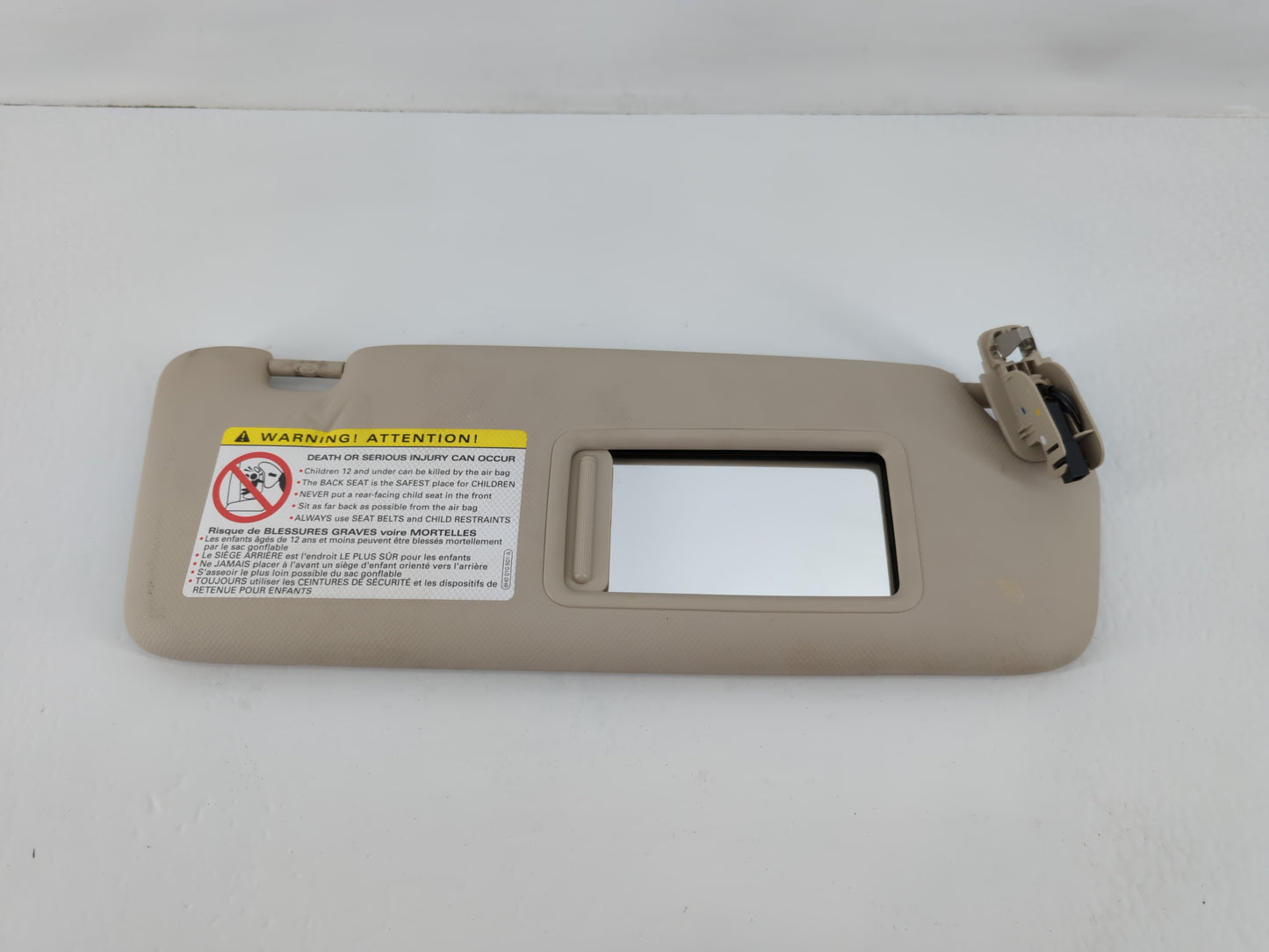 2009-2012 Audi A4 Sun Visor Shade Replacement Passenger Right Mirror Fits Fits 2009 2010 2011 2012 OEM Used Auto Parts - Oem