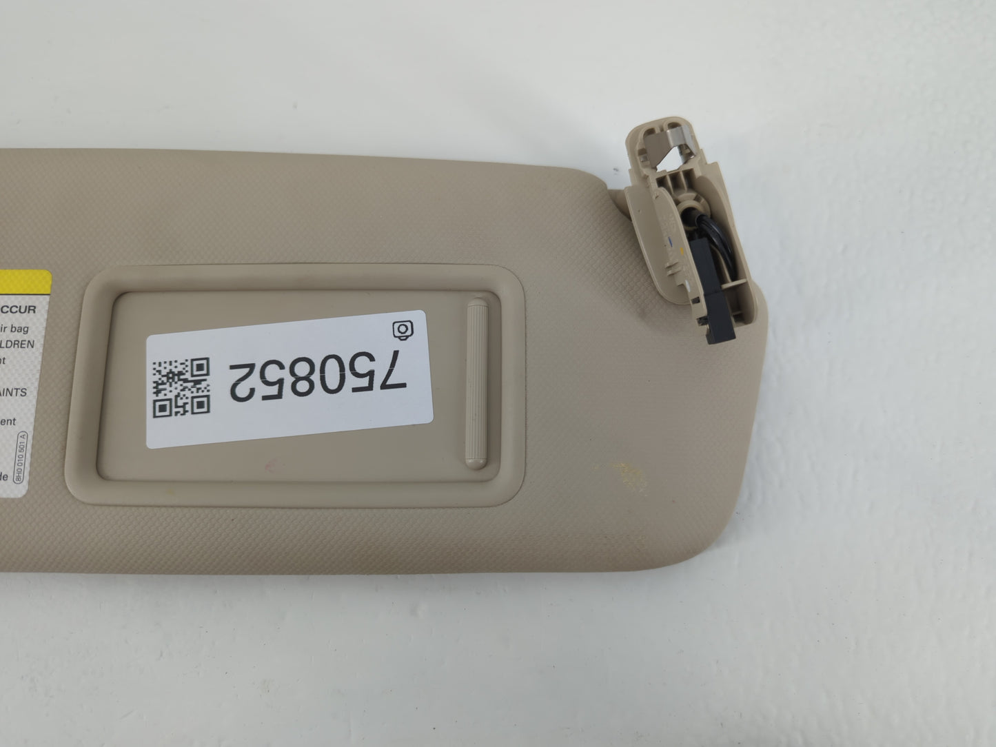 2009-2012 Audi A4 Sun Visor Shade Replacement Passenger Right Mirror Fits Fits 2009 2010 2011 2012 OEM Used Auto Parts - Oem