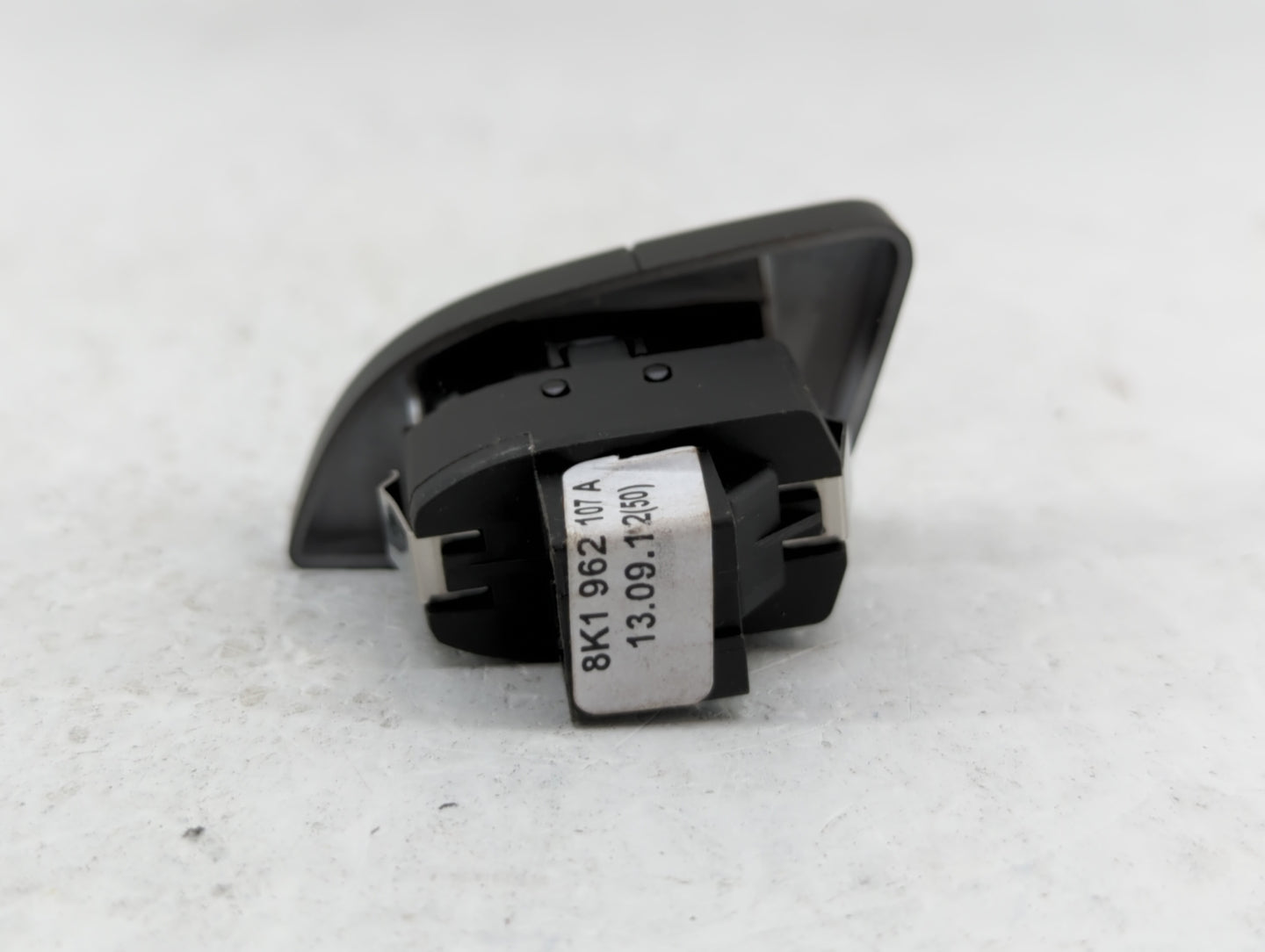 2010-2016 Audi A4 Quattro Master Power Window Switch Replacement Driver Side Left P/N:8K1 962 107 A 5K1 962 107 A Fits OEM U