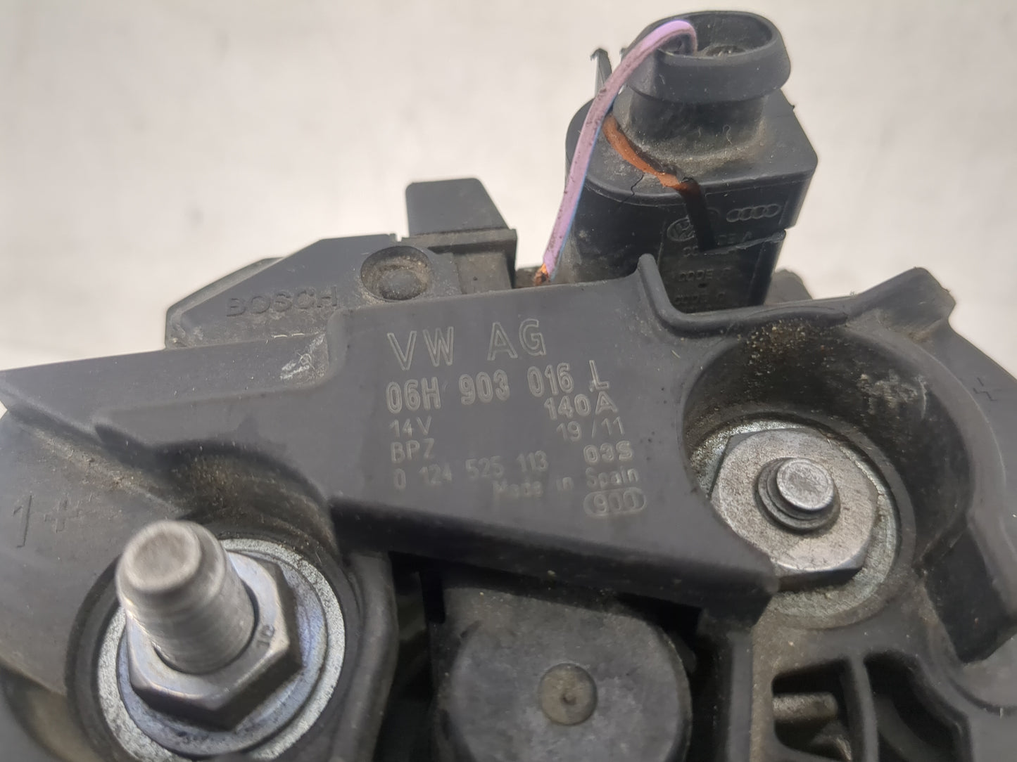2010-2012 Audi A5 Alternator Replacement Generator Charging Assembly Engine OEM P/N:0 124 525 113 06H 903 016 L Fits OEM Use