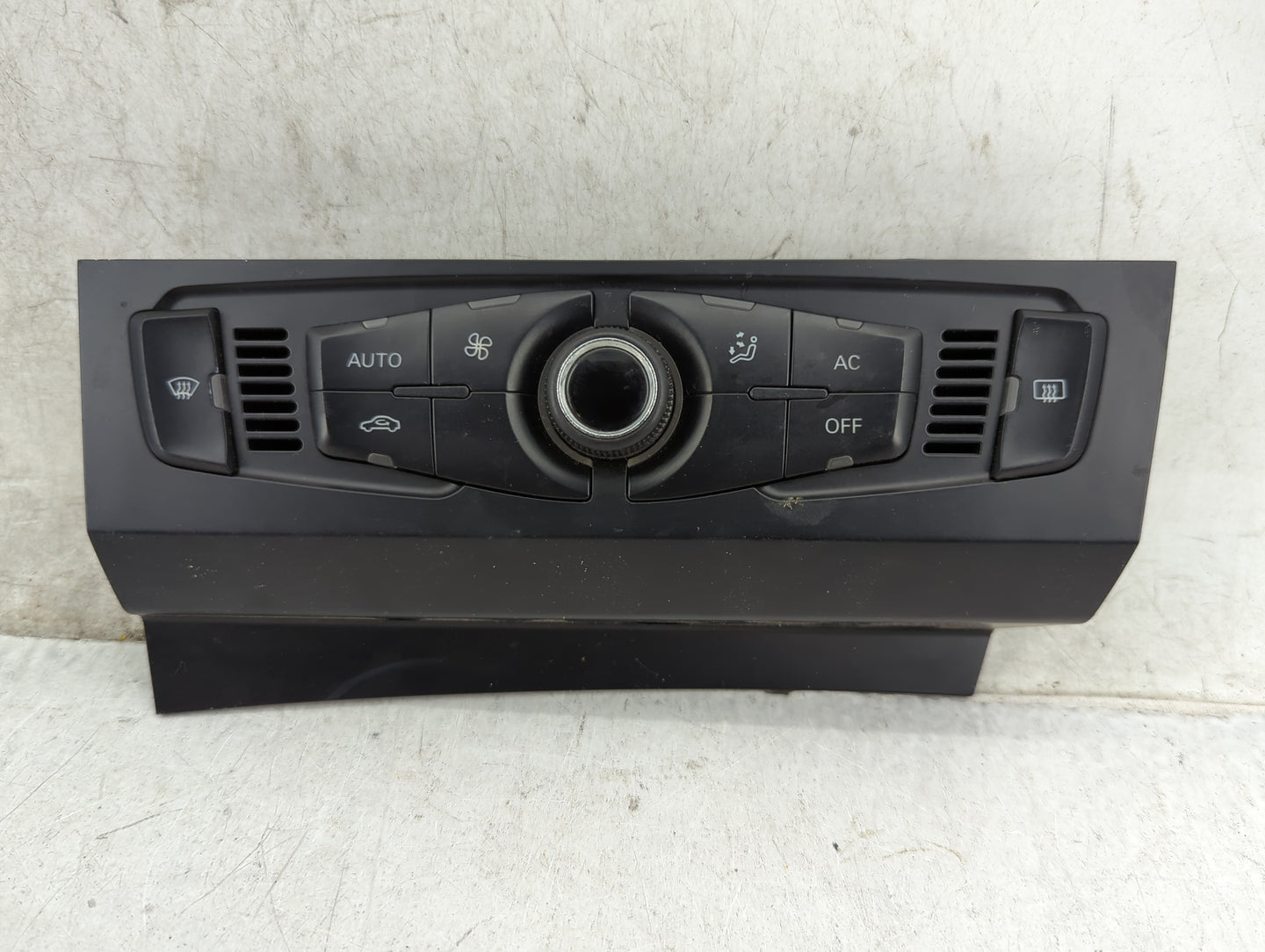 2010-2013 Audi A5 Climate Control Module Temperature AC/Heater Replacement P/N:8T1820043AM A2C53346674 Fits OEM Used Auto Pa