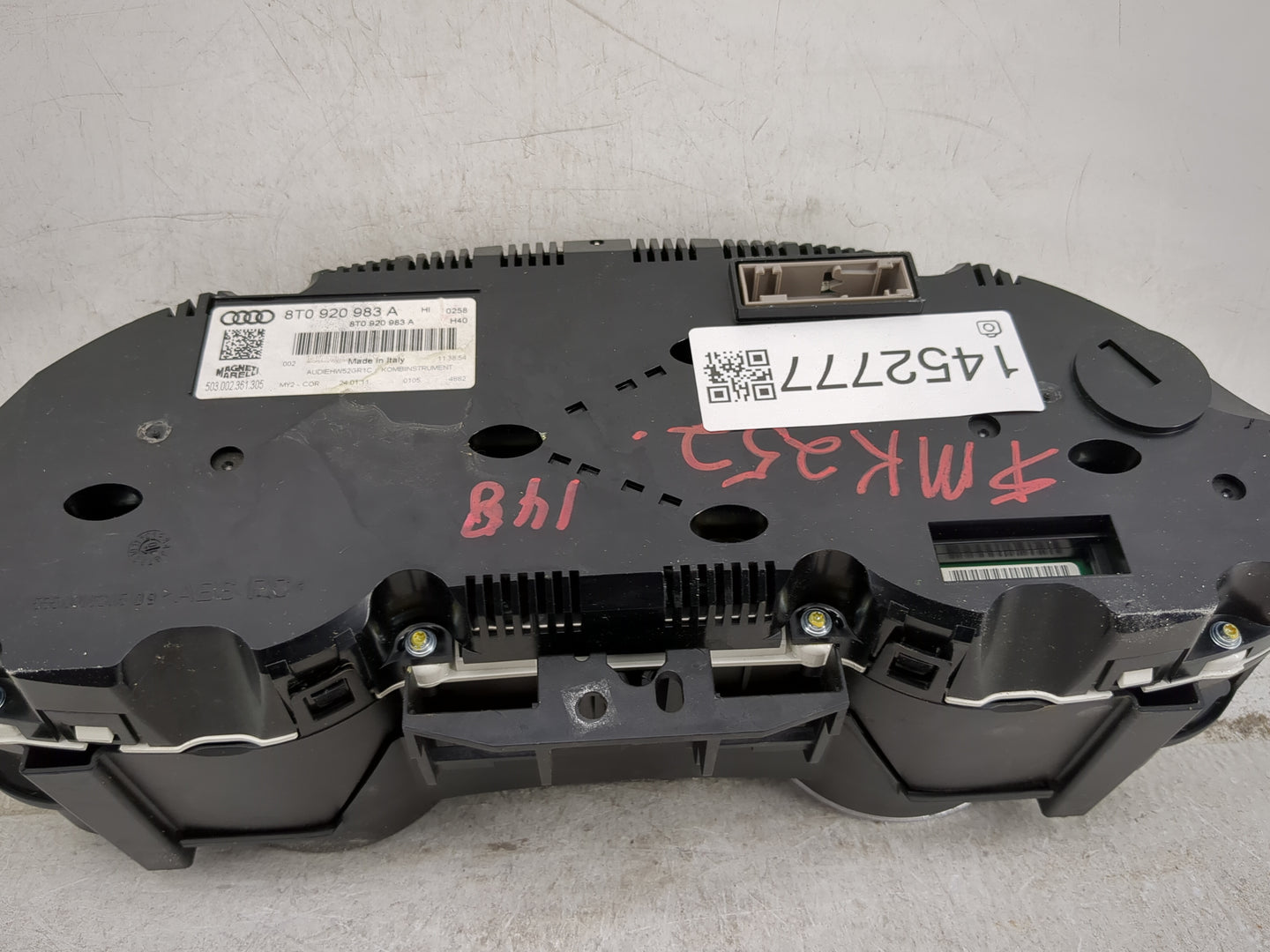2011-2012 Audi A5 Instrument Cluster Speedometer Gauges P/N:8T0920983A Miles:84K Fits Fits 2011 2012 OEM Used Auto Parts - O