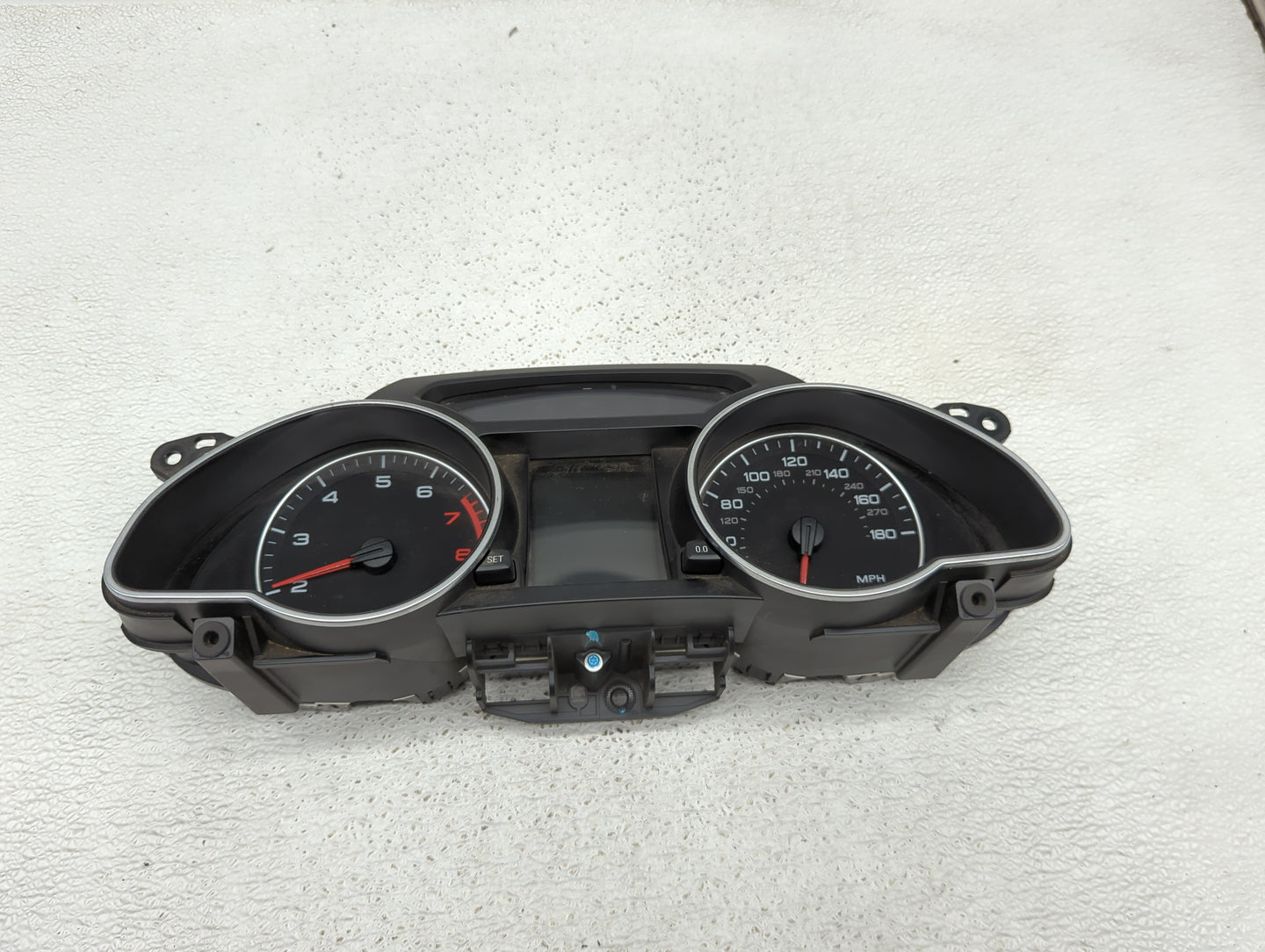 2011-2012 Audi A5 Instrument Cluster Speedometer Gauges P/N:8T0920983A 503002361305 Fits Fits 2011 2012 OEM Used Auto Parts 