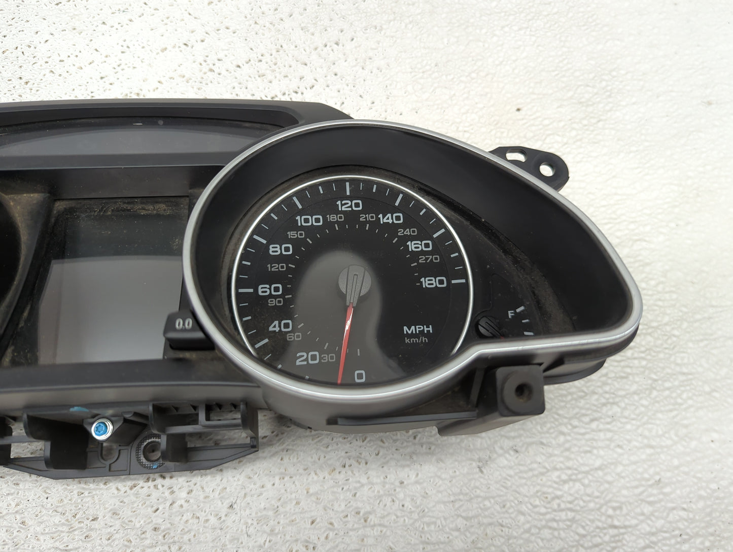 2011-2012 Audi A5 Instrument Cluster Speedometer Gauges P/N:8T0920983A 503002361305 Fits Fits 2011 2012 OEM Used Auto Parts 