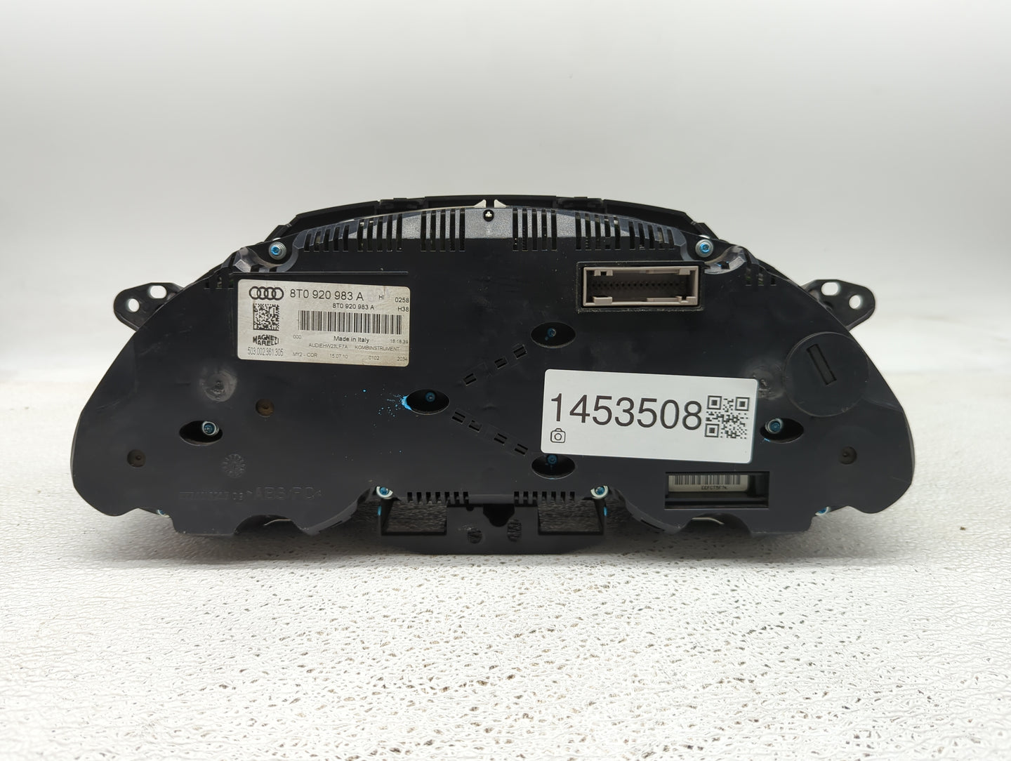 2011-2012 Audi A5 Instrument Cluster Speedometer Gauges P/N:8T0920983A 503002361305 Fits Fits 2011 2012 OEM Used Auto Parts 