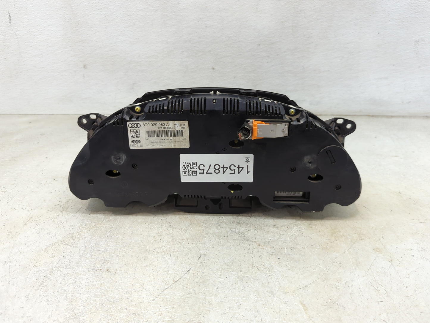 2011-2012 Audi A5 Instrument Cluster Speedometer Gauges P/N:8T0 920 983 A Miles: Fits Fits 2011 2012 OEM Used Auto Parts - O