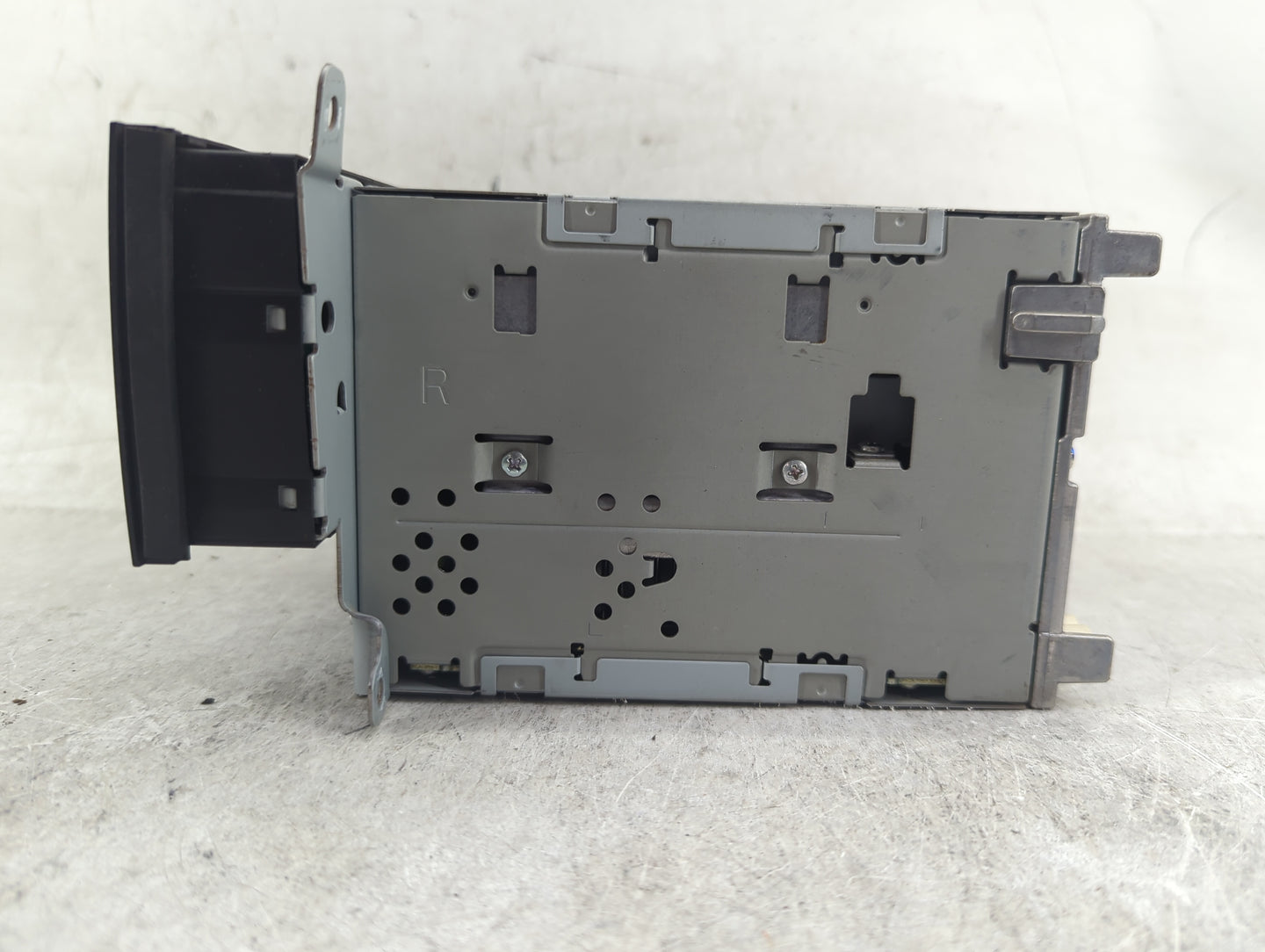 2008-2012 Audi A5 Radio AM FM Cd Player Receiver Replacement P/N:8T1035186R CQ-JA1962G Fits Fits 2008 2009 2010 2011 2012 OE